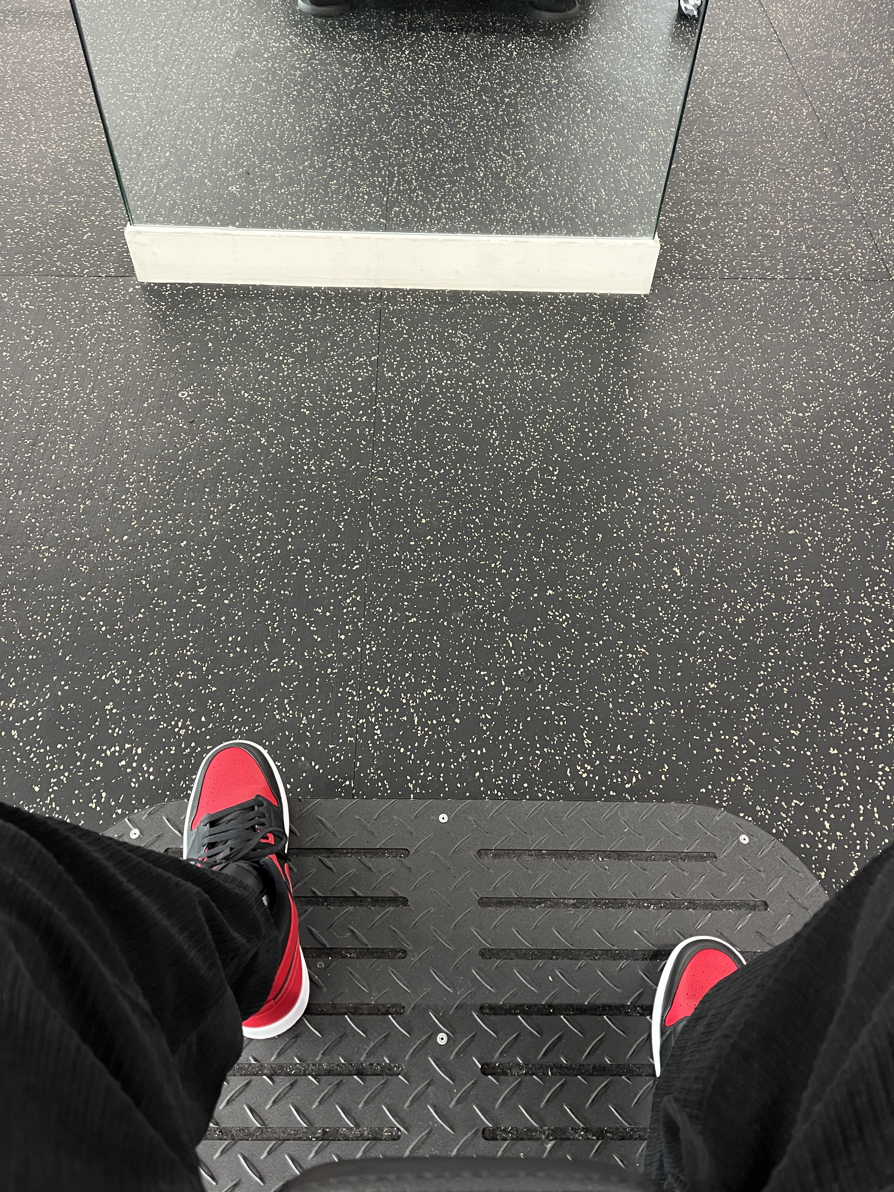 Jordan 1 Mid Bred Banned 2020 착용 스타일 - 2