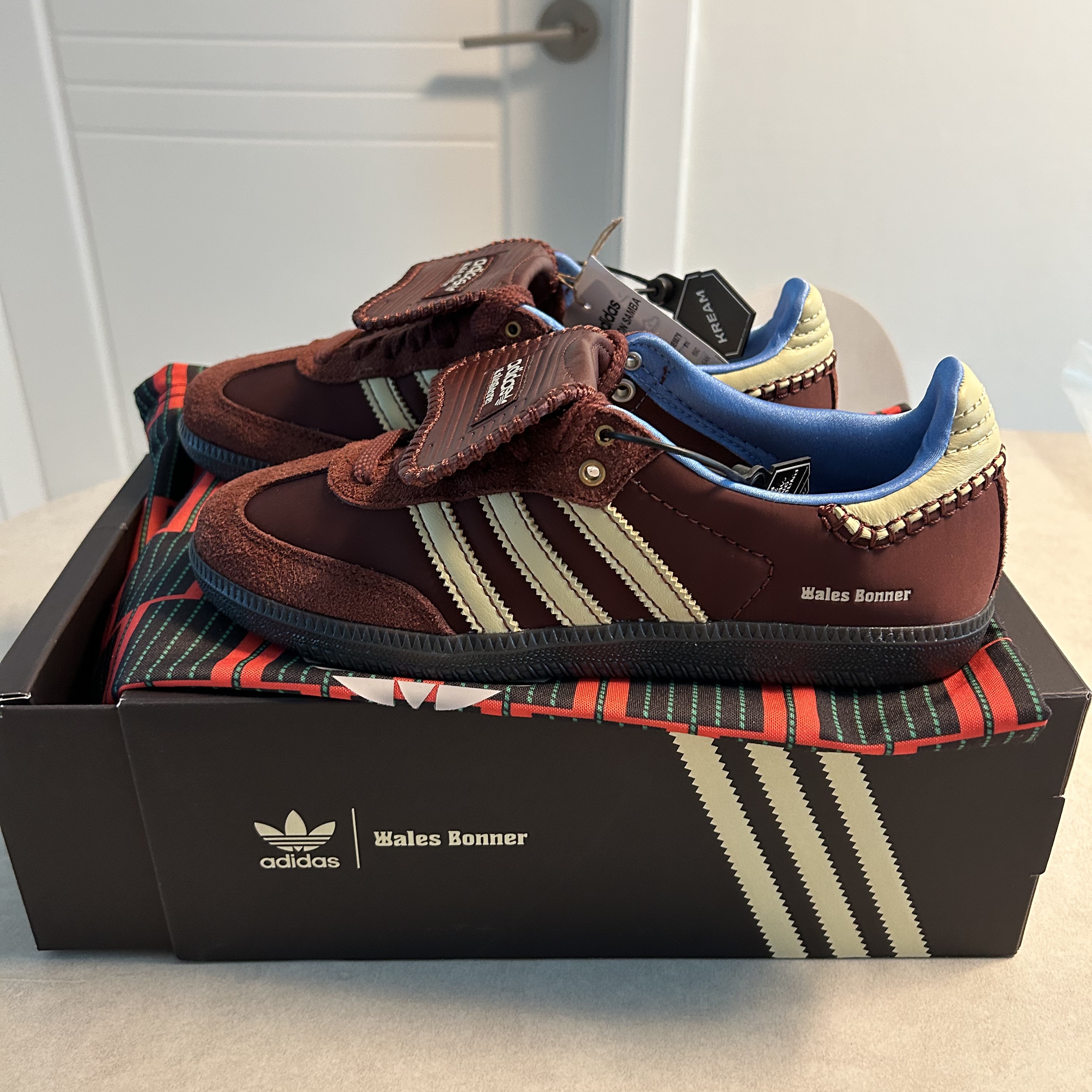 Adidas x Wales Bonner Nylon Samba Fox Brown Sandy Beige 착용 스타일