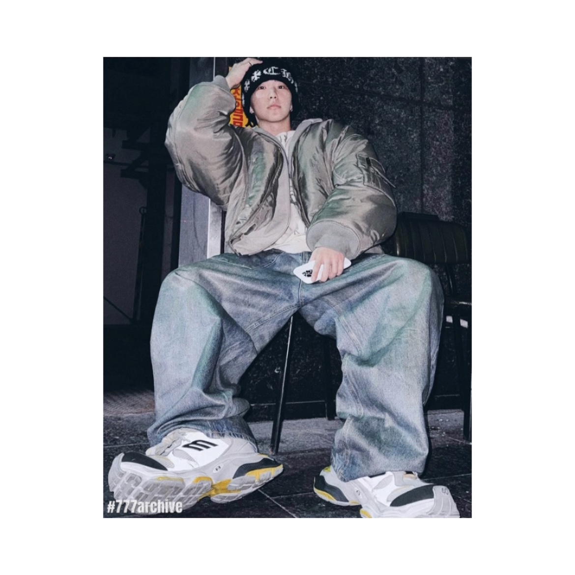 Chrome Hearts Big Daddy Cashmere Beanie Black, Balenciaga Cargo Sneakers Grey Black Yellow 착용 스타일 - 1