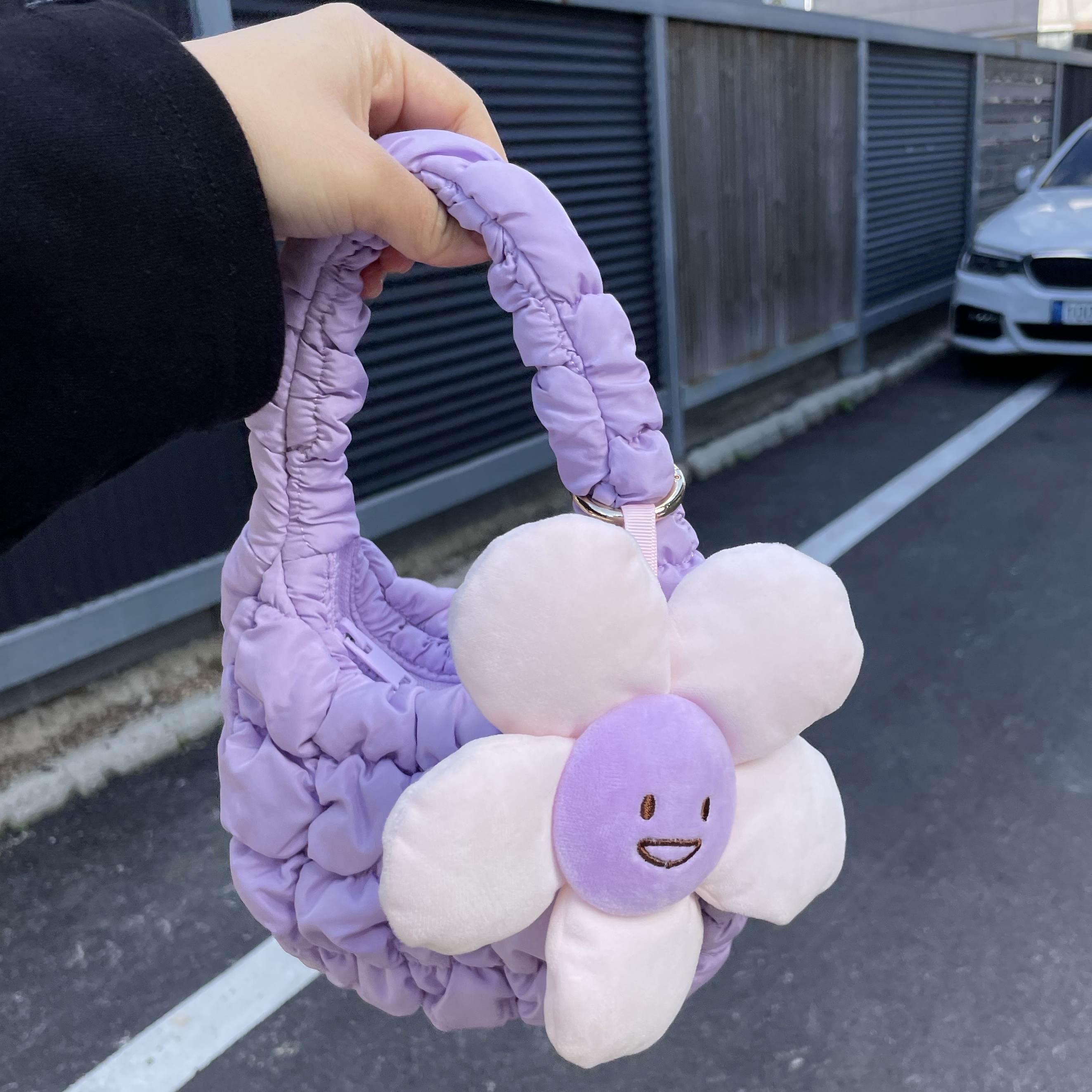 COS Quilted Micro Bag Purple 착용 스타일