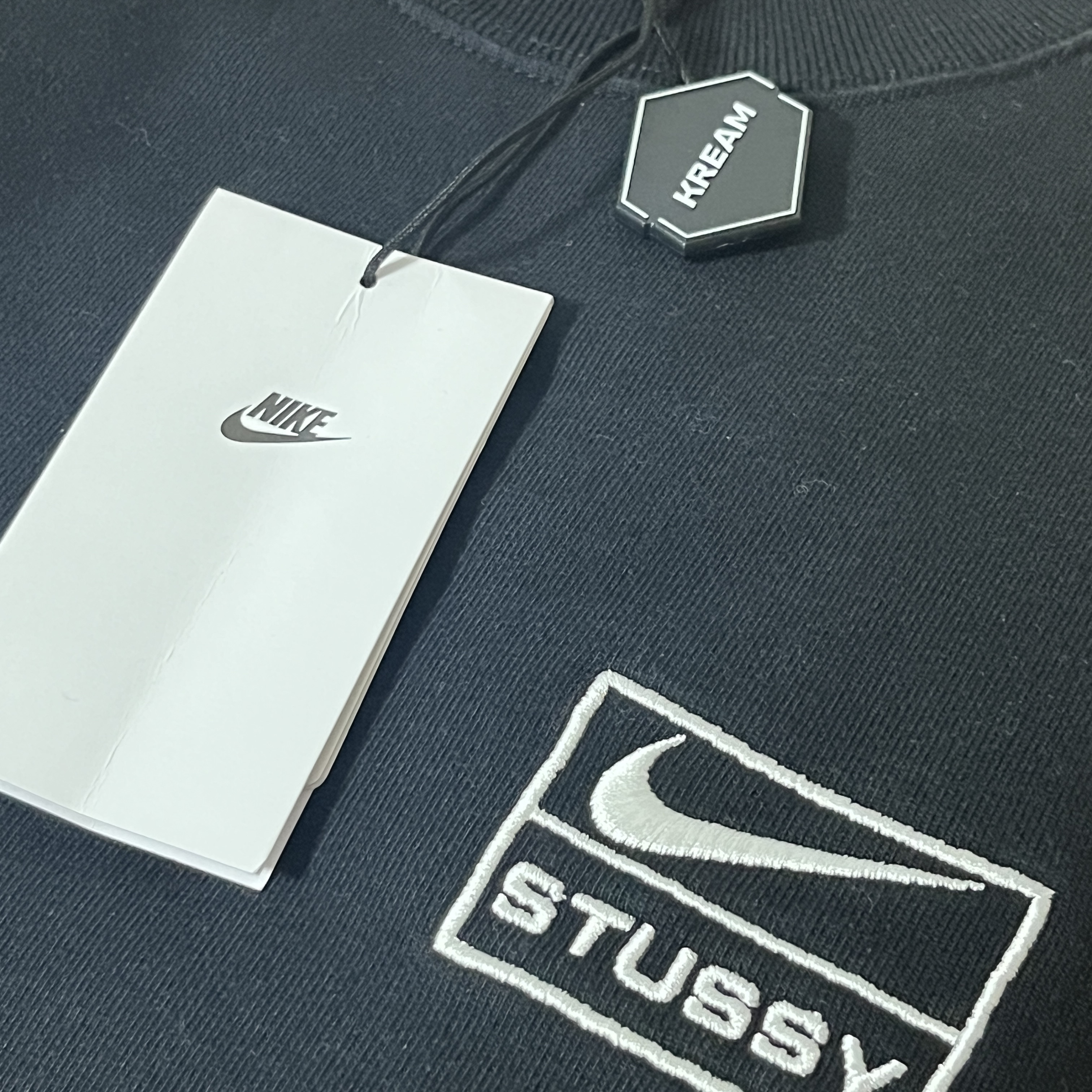 Nike x Stussy NRG Washed Fleece Crewneck Black (DO5310-010) 착용 스타일