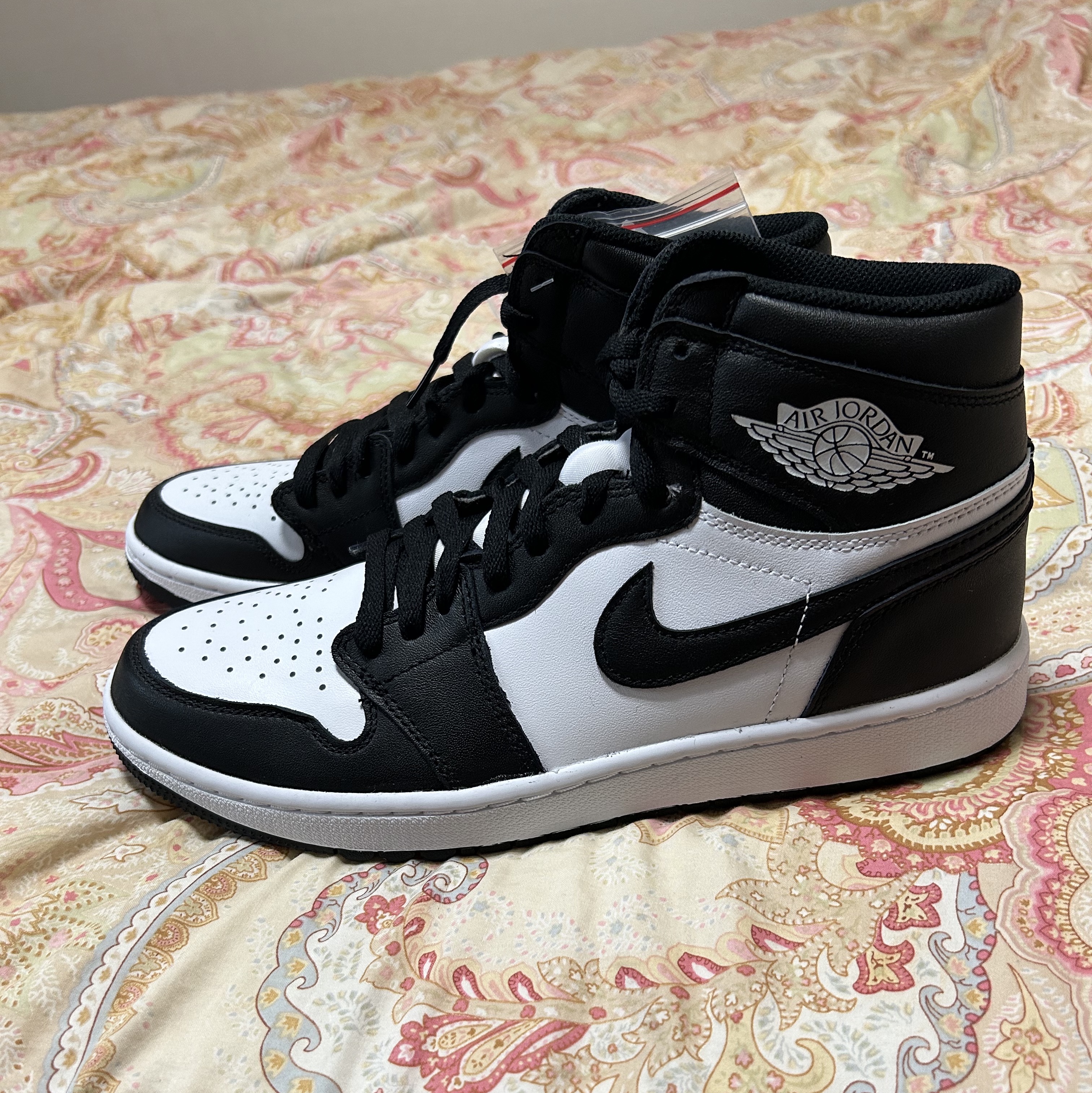 Jordan 1 High 85 Black White 착용 스타일