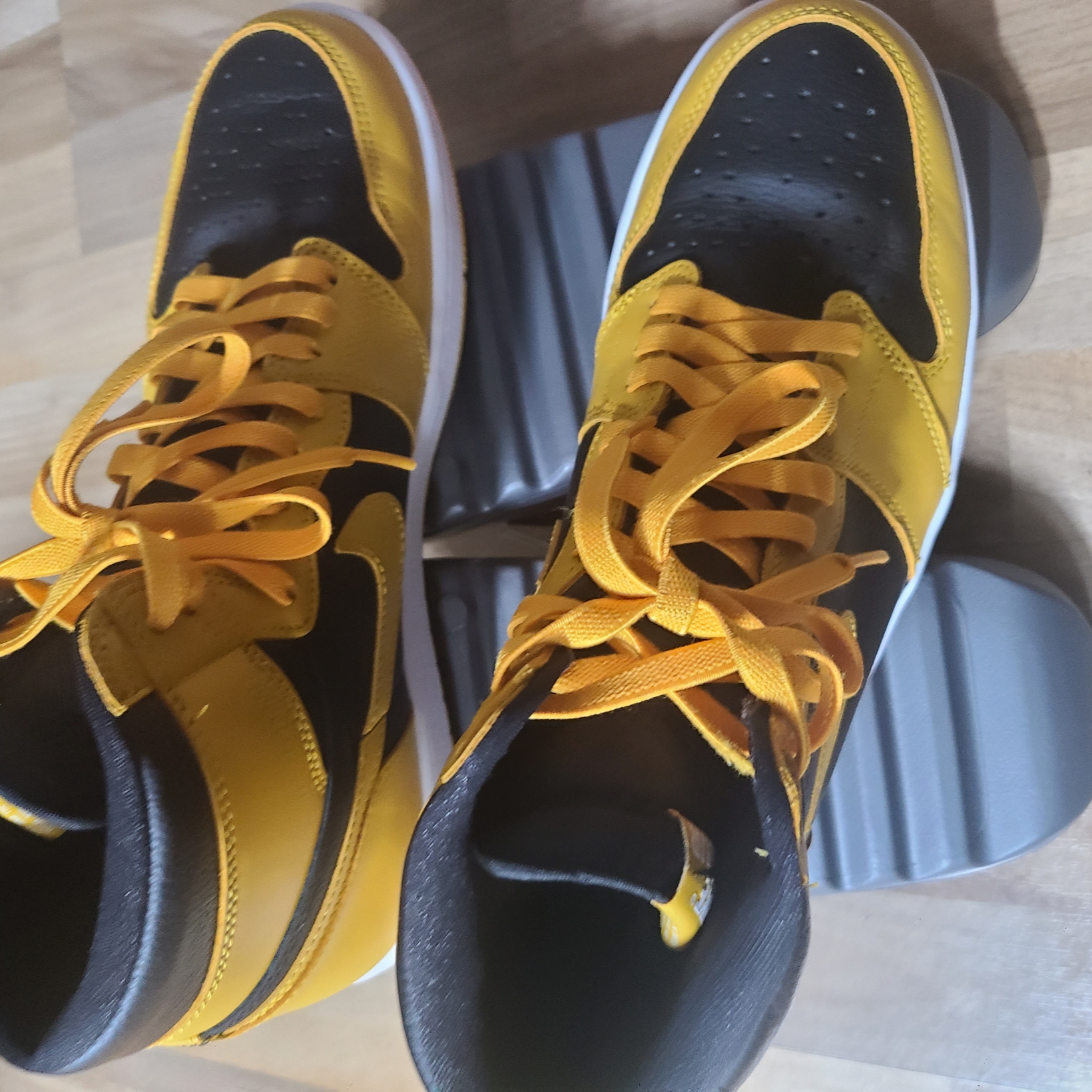 Jordan 1 Retro High OG Pollen 착용 스타일
