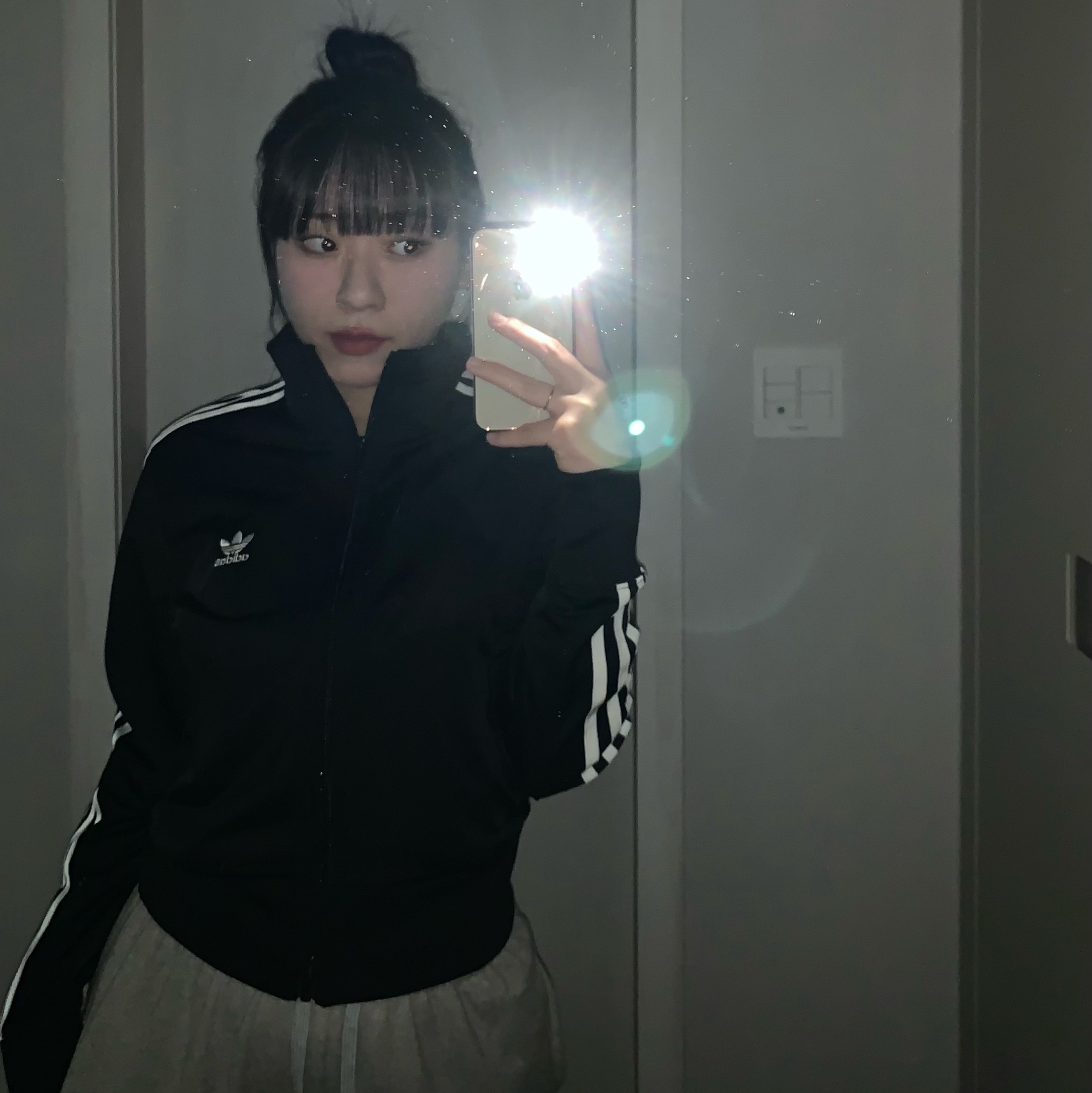(W) Adidas Adicolor Classic Firebird Track Top Black - KR Sizing 착용 스타일 - 2