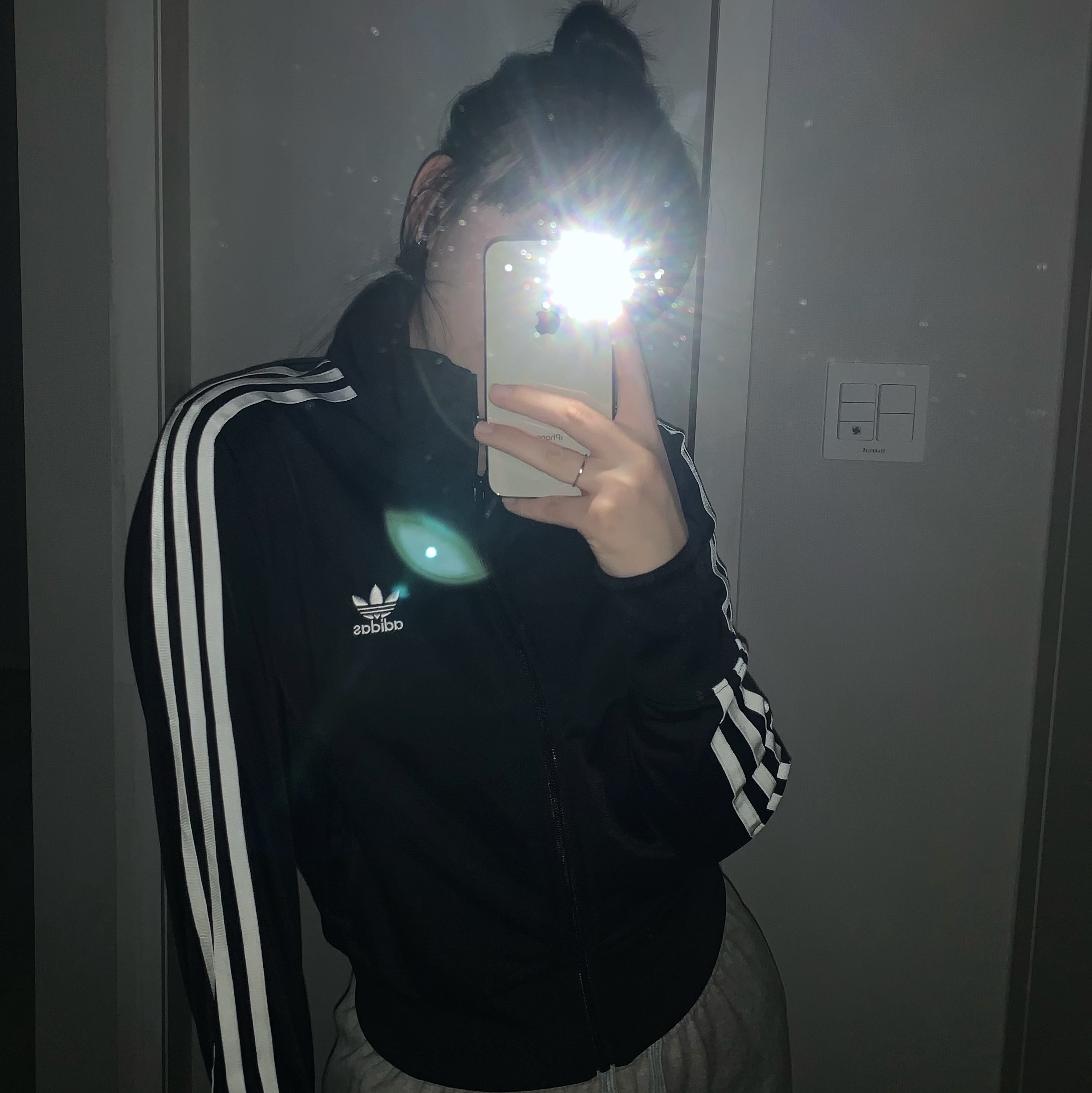(W) Adidas Adicolor Classic Firebird Track Top Black - KR Sizing 착용 스타일 - 1