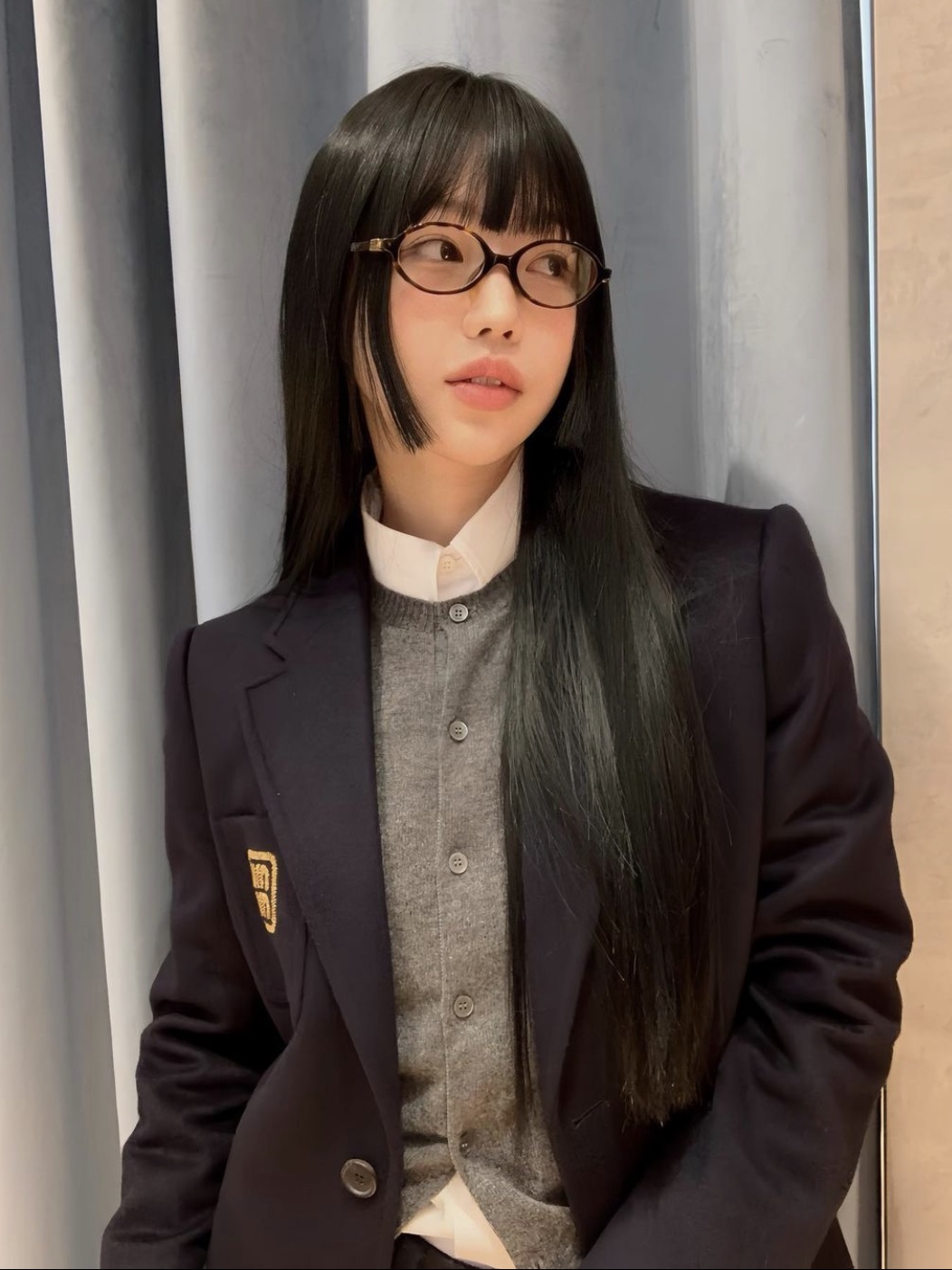 (W) Miu Miu Regard sunglasses Blue Lenses Honey Tortoiseshell Acetate Alternative fit 착용 스타일