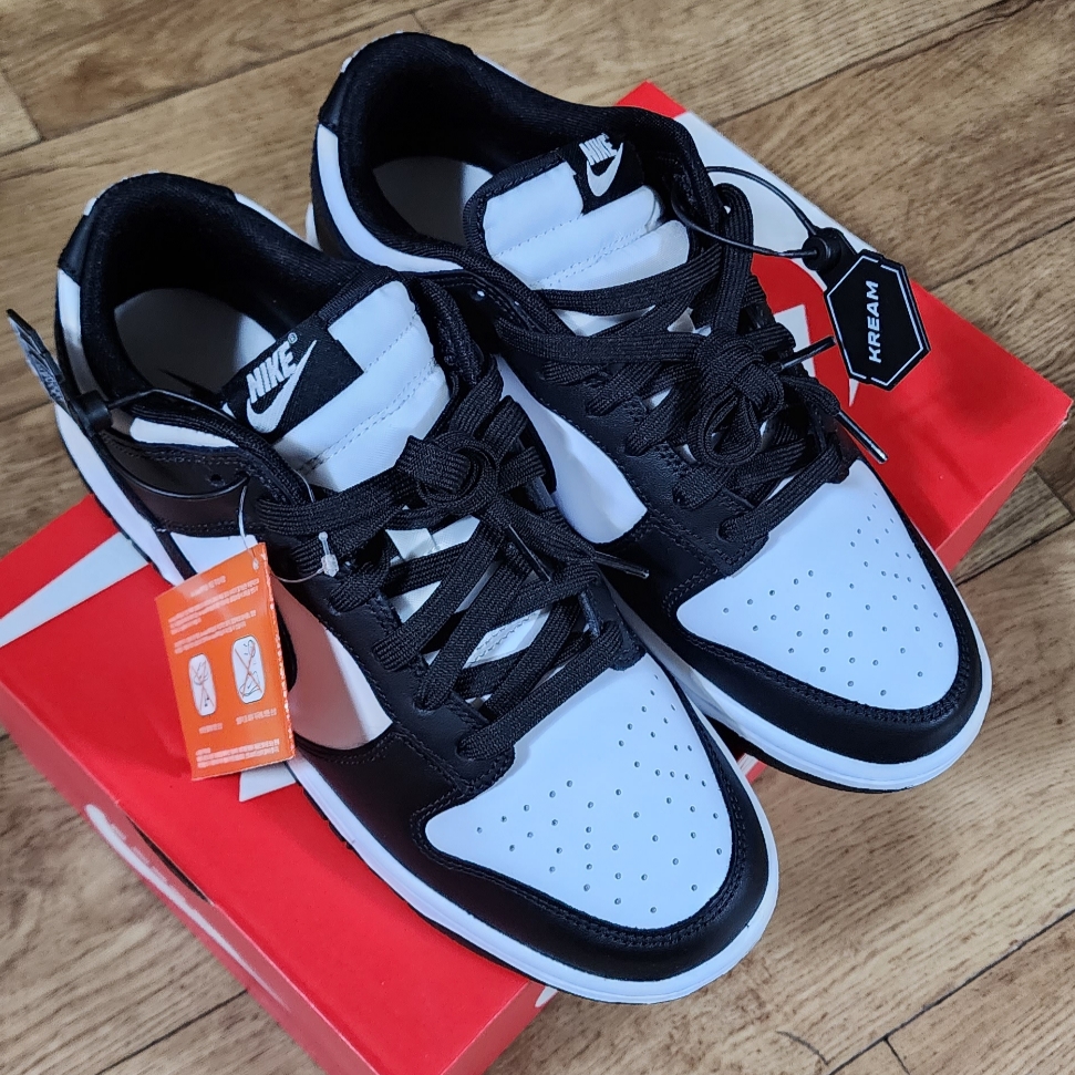 Nike Dunk Low Retro Black 착용 스타일 - 2