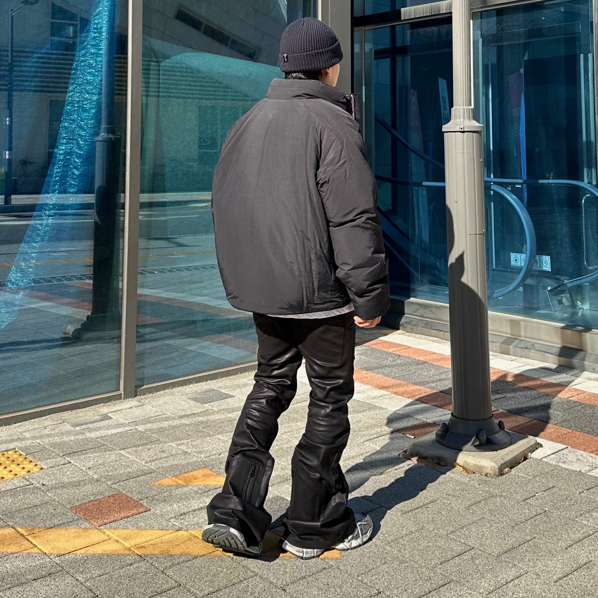 Balenciaga 3XL Sneakers Grey White Red 착용 스타일 - 3