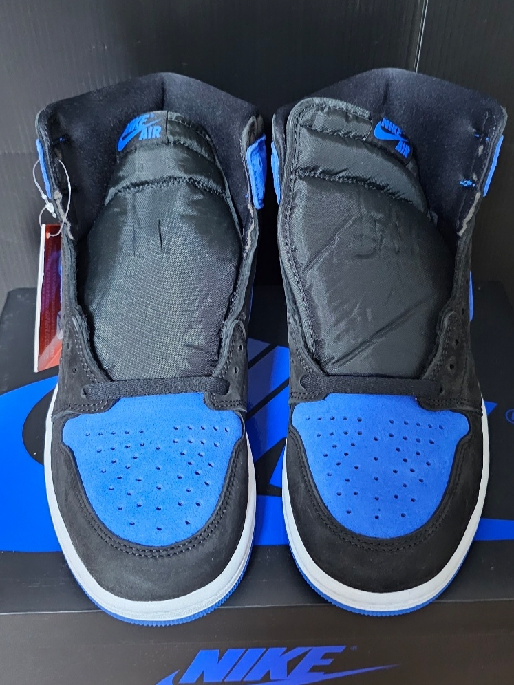 Jordan 1 Retro High OG Royal Reimagined 착용 스타일 - 1