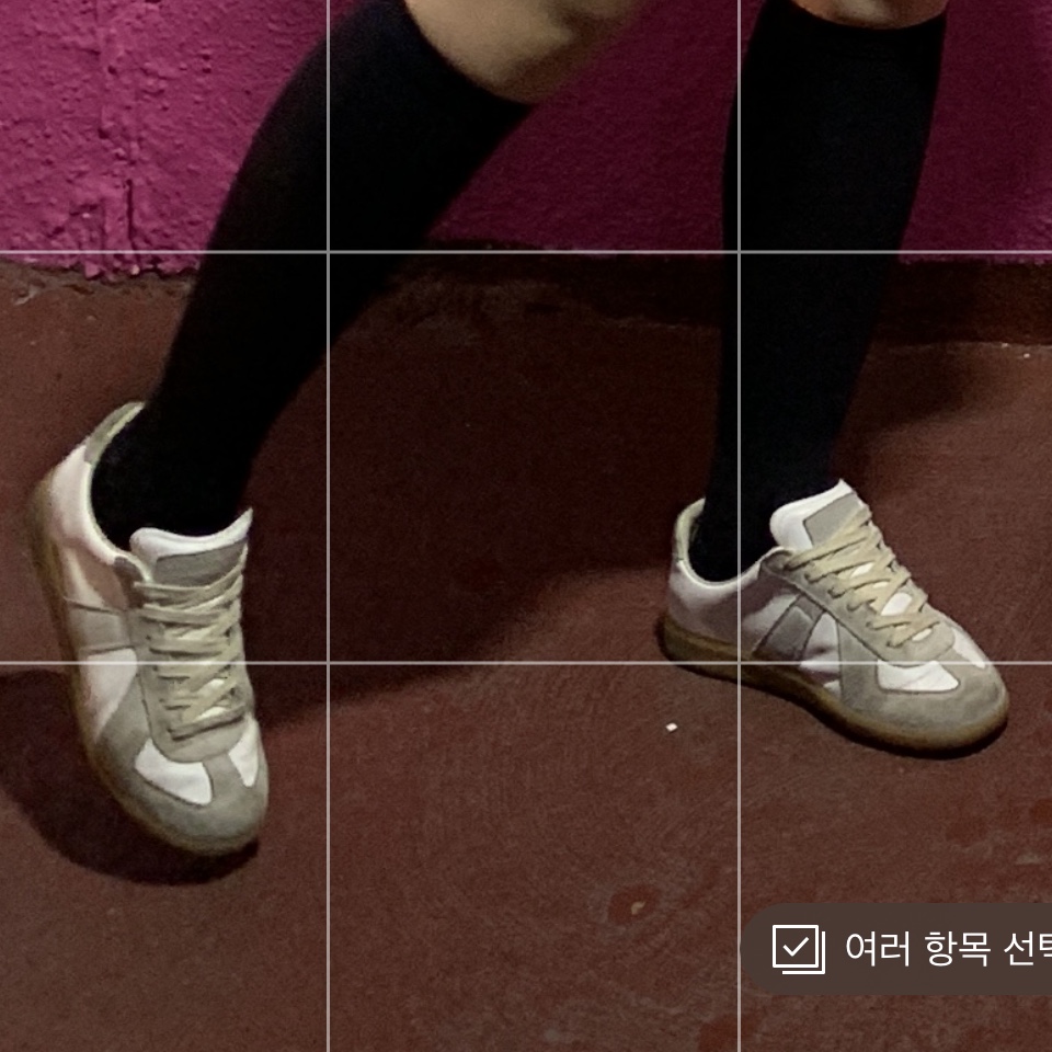 (W) Maison Margiela Calfskin Replica Sneakers White 착용 스타일