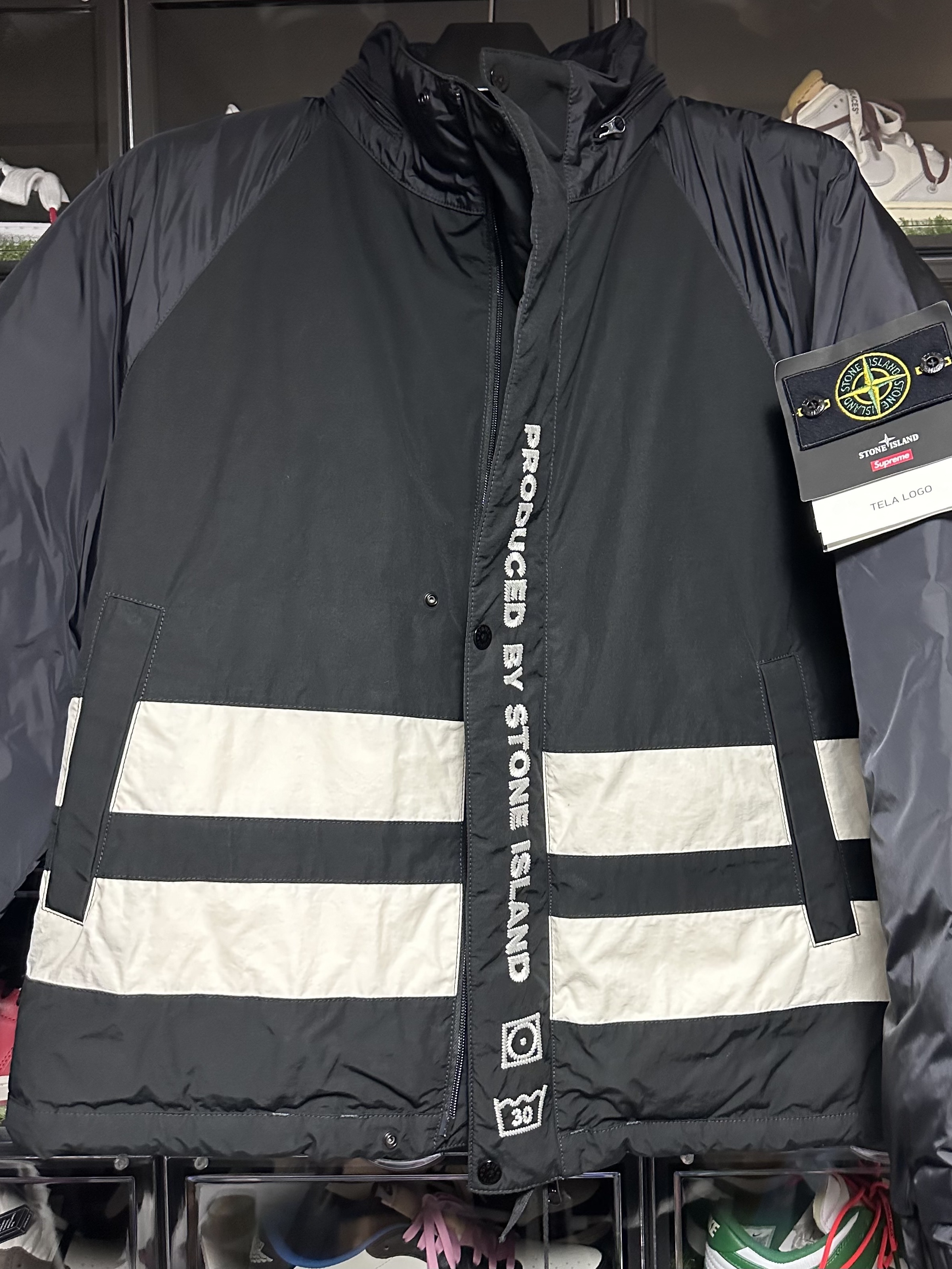 Supreme x Stone Island Reversible Down Puffer Jacket Black - 23FW 착용 스타일 - 1
