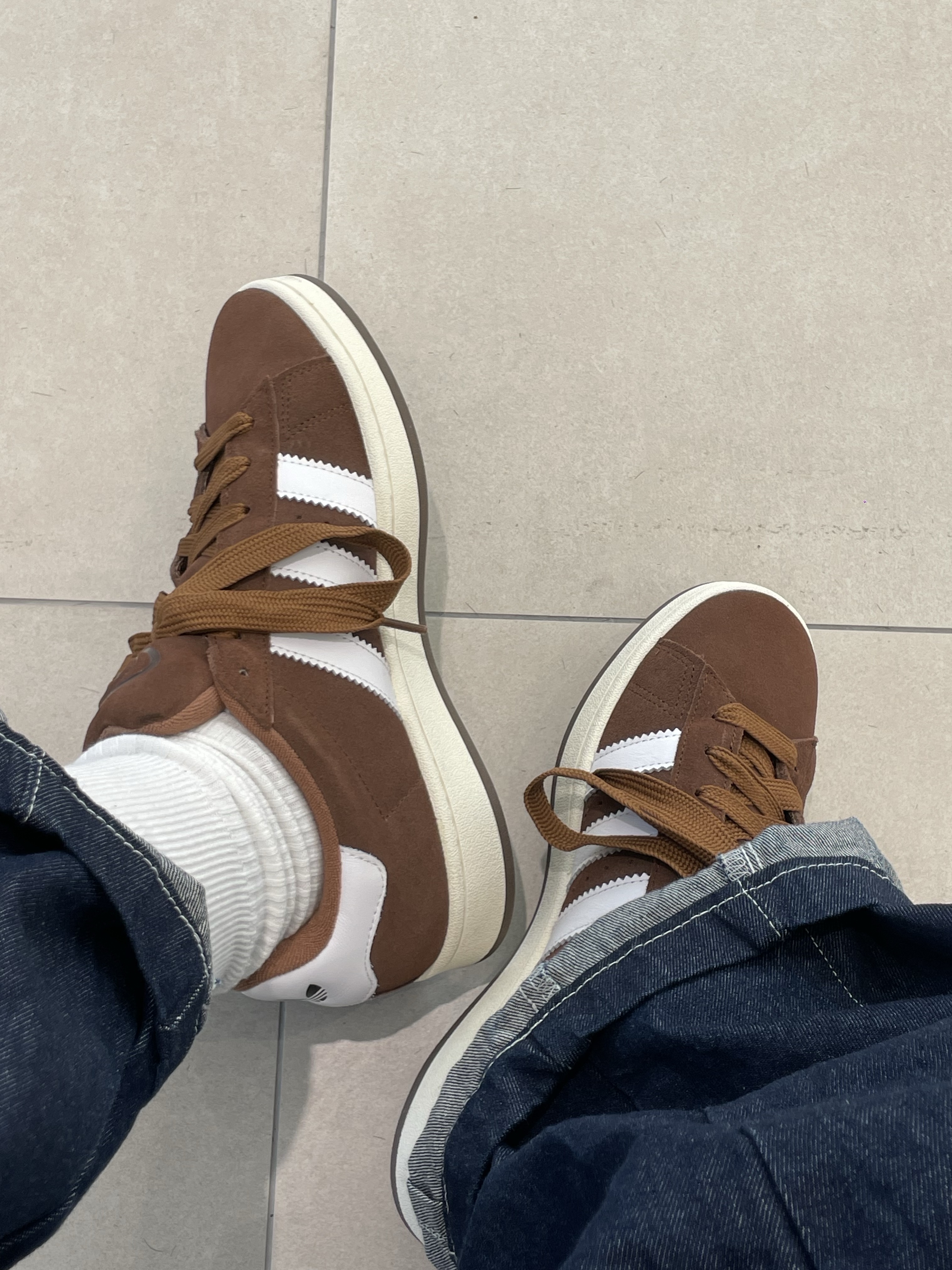 Adidas Campus 00s Bark Cloud White 착용 스타일