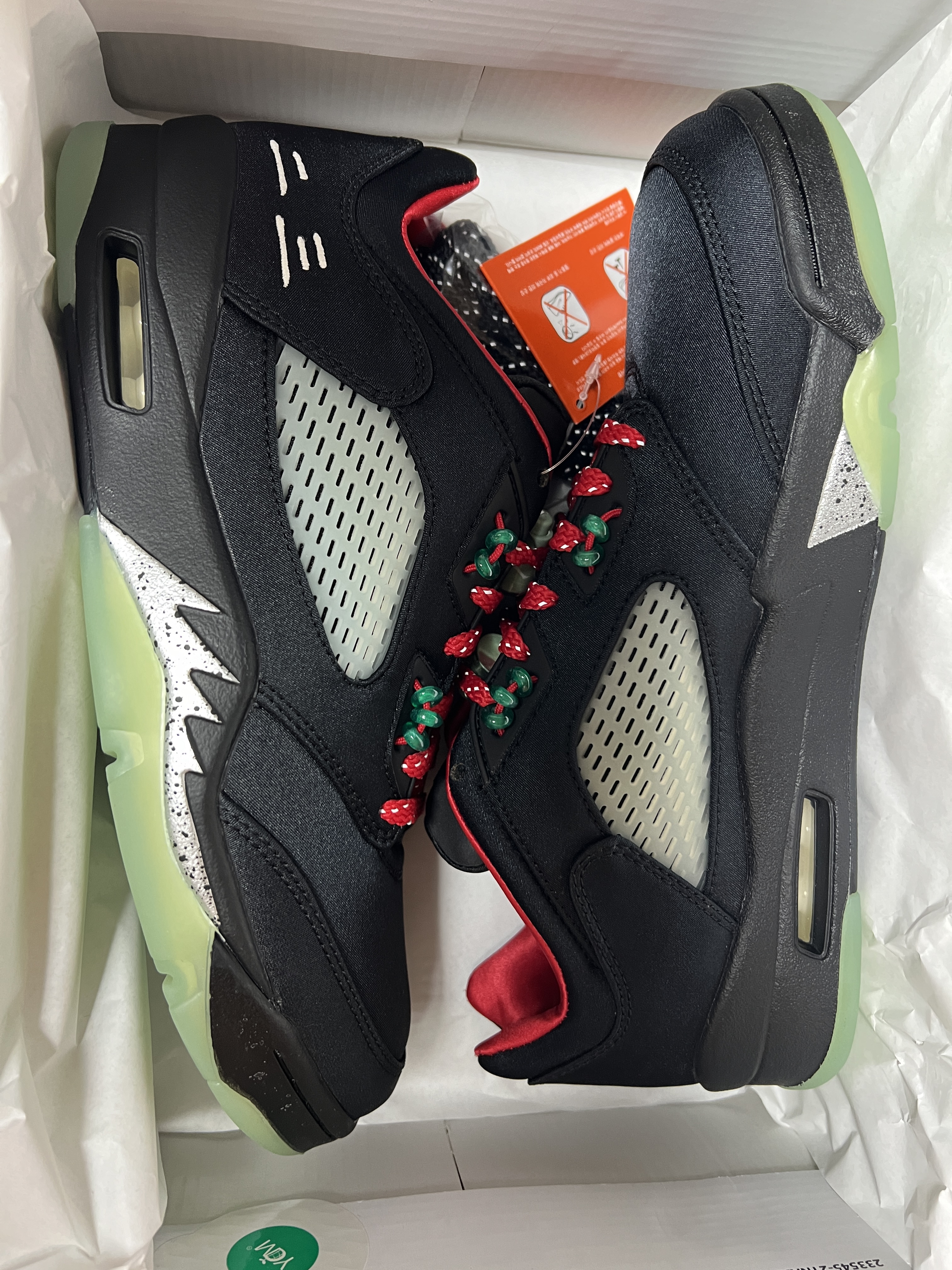 Jordan 5 x Clot Retro Low SP Anthracite 착용 스타일