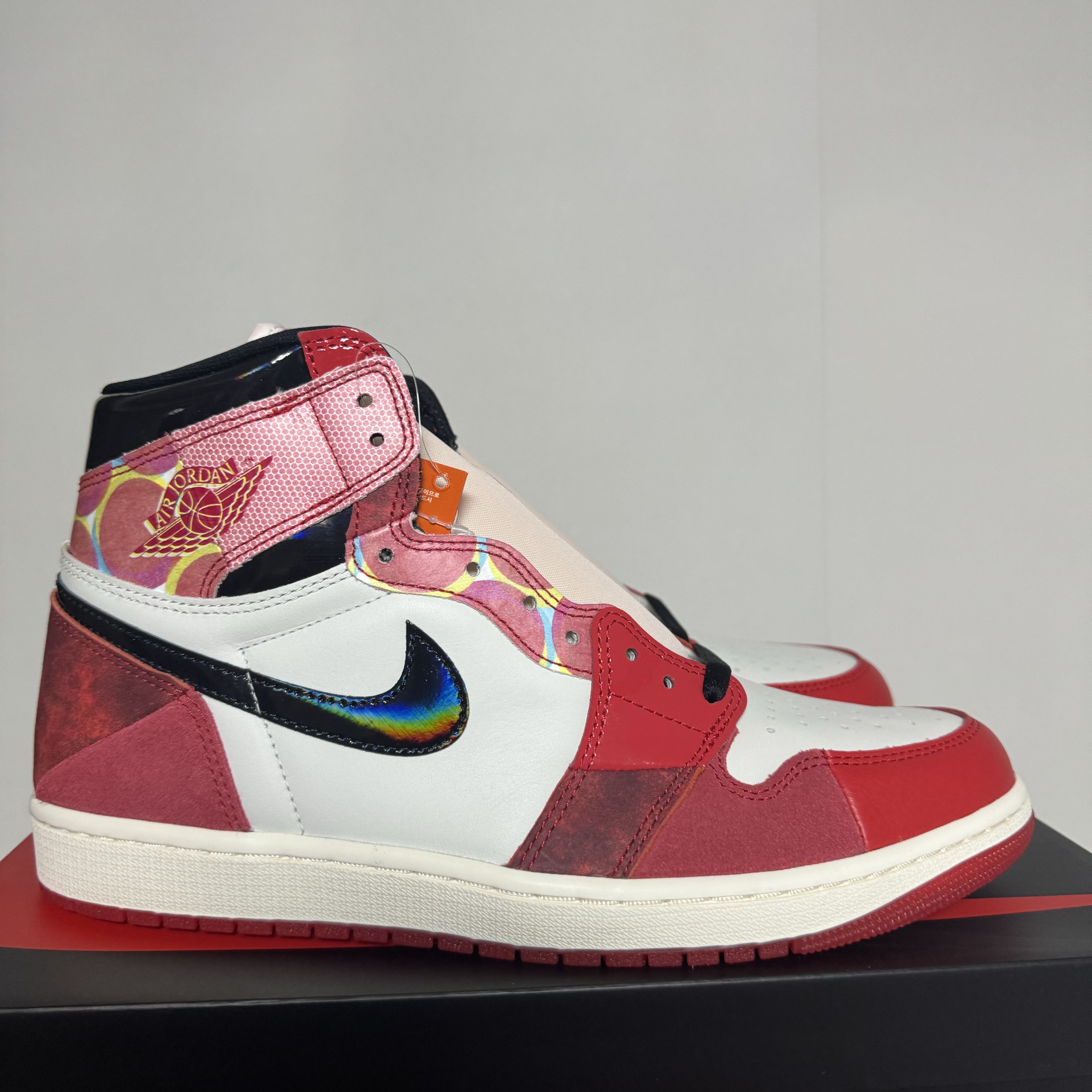 Jordan 1 Retro High Spider-Man Next Chapter 착용 스타일