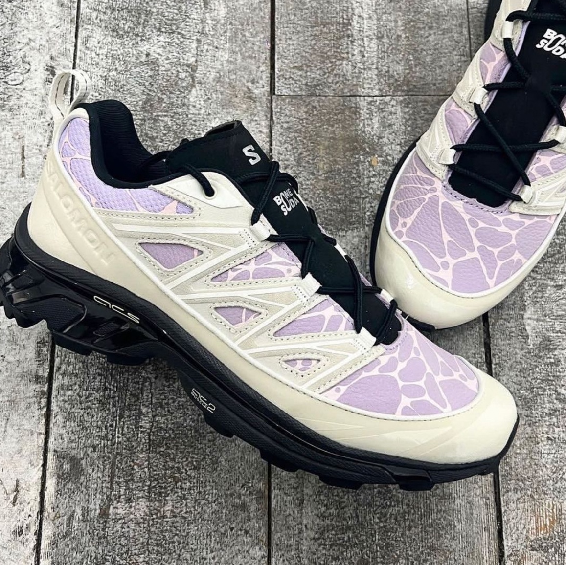Salomon x Bone Soda XT-6 Expanse LTR Vanilla Ice Black 착용 스타일