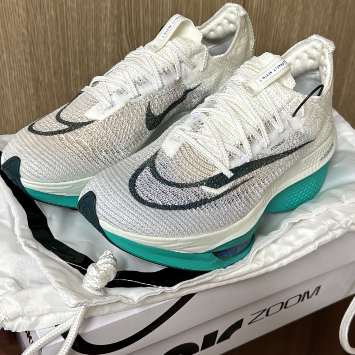 Nike Air Zoom Alphafly Next% 2 White Clear Jade 착용 스타일