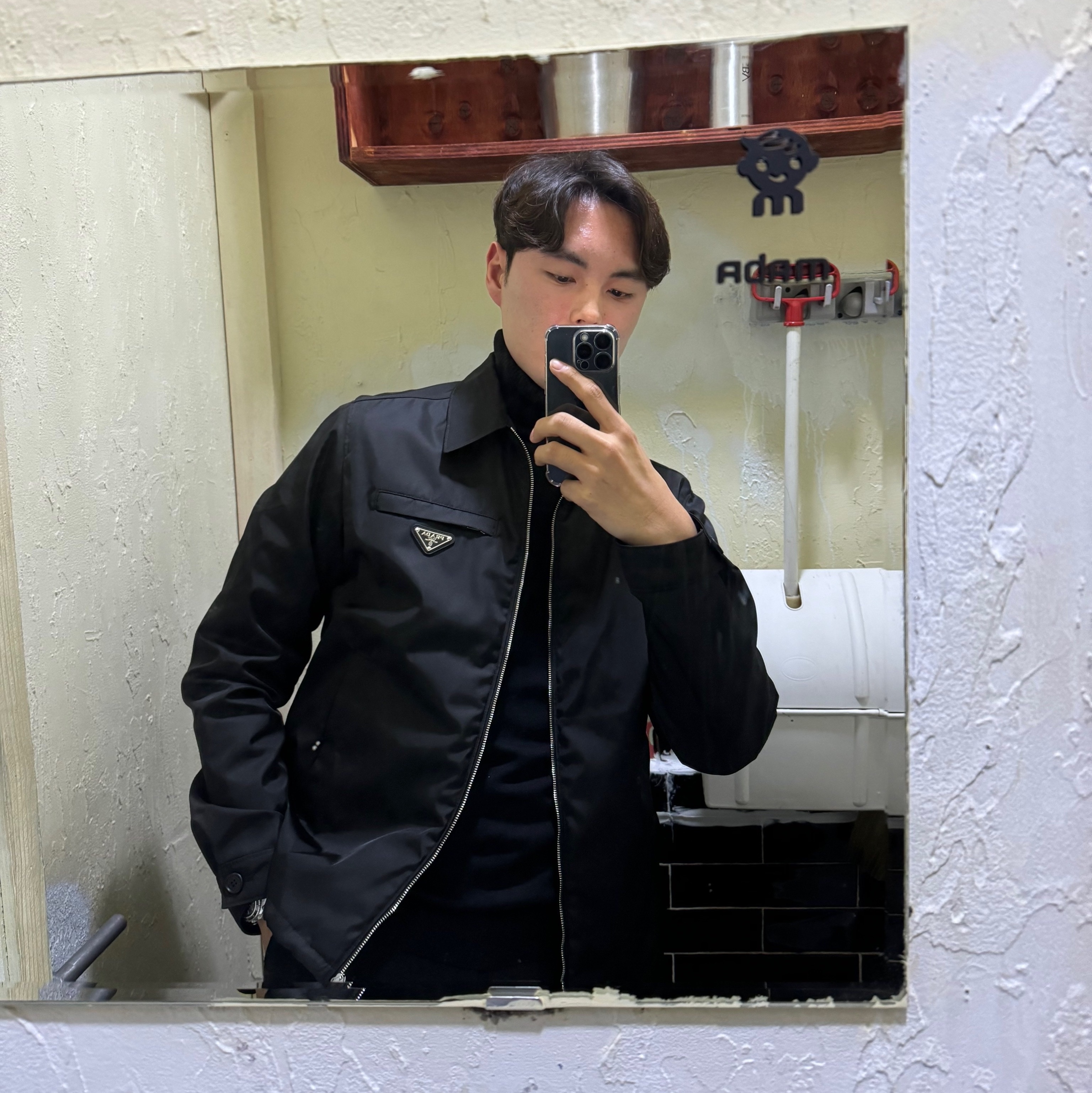 Prada Re-Nylon Zip Up Gabardine Blouson Jacket Black 착용 스타일