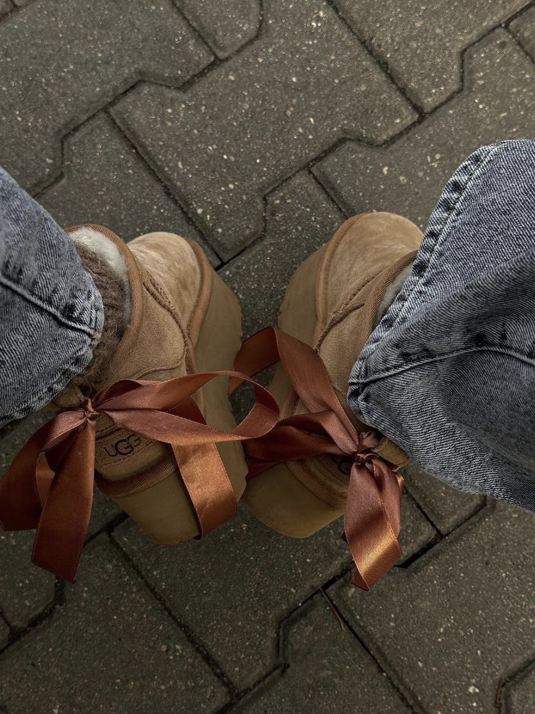 (W) UGG Classic Ultra Mini Boots Driftwood, (W) UGG Classic Ultra Mini Platform Boots Chestnut 착용 스타일 - 8