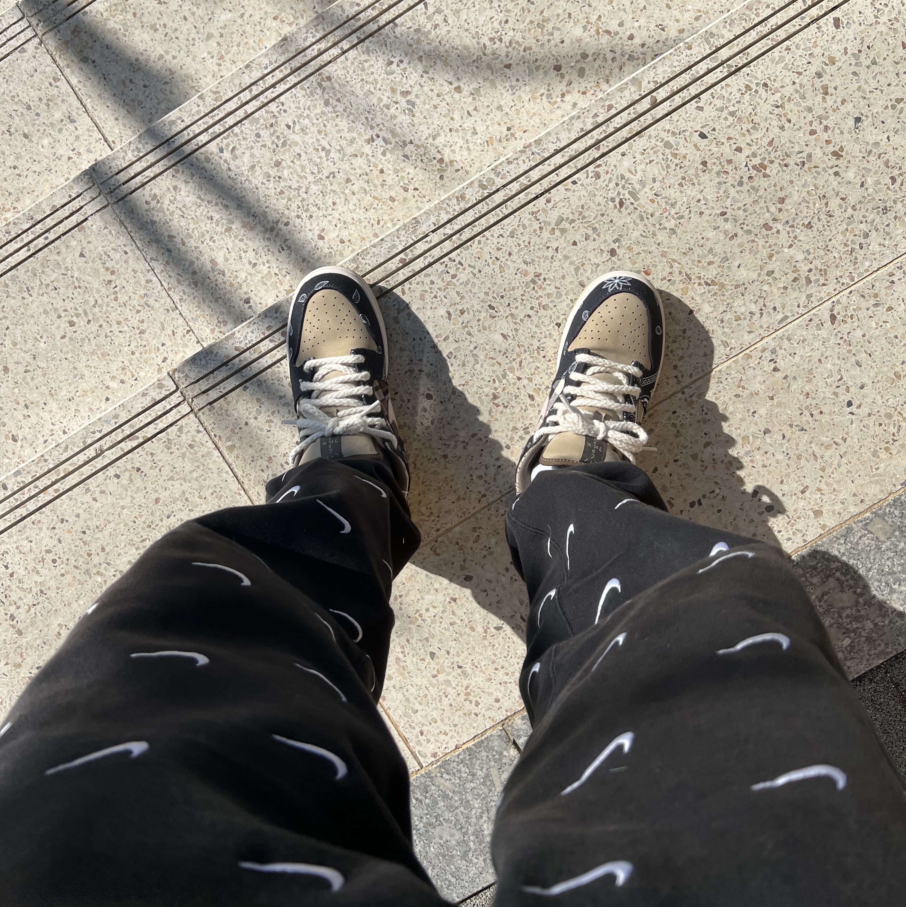 Nike x Travis Scott SB Dunk Low 착용 스타일