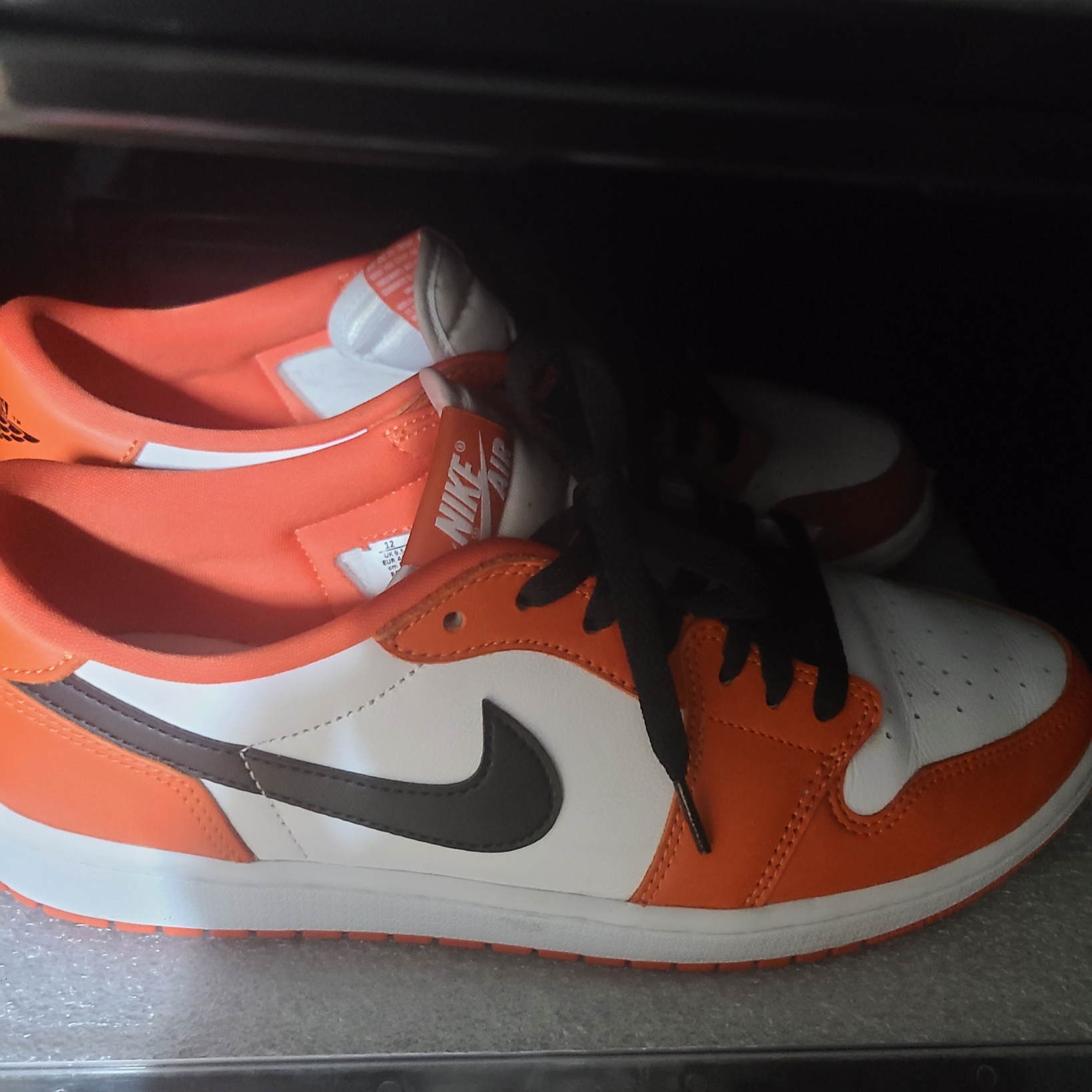 Jordan 1 Low OG Starfish 착용 스타일