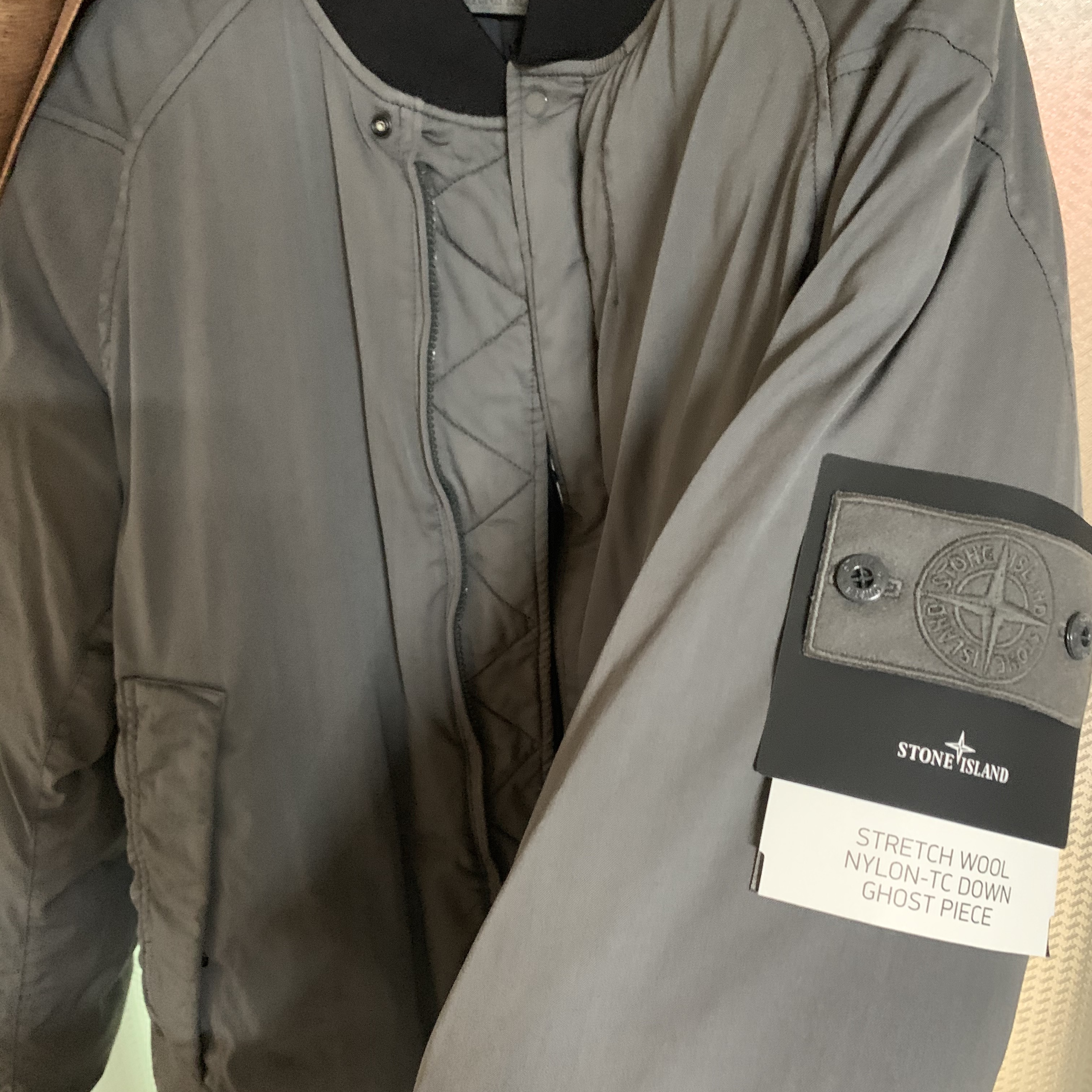 Stone Island 439F2 Ghost Piece Stretch Wool Nylon TC Down Jacket Anthracite - 20FW 착용 스타일 - 2