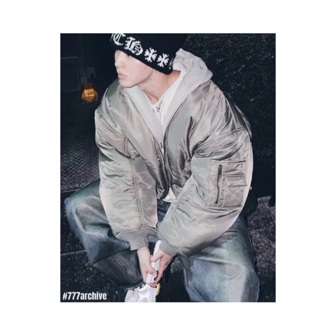 Chrome Hearts Big Daddy Cashmere Beanie Black, Balenciaga Cargo Sneakers Grey Black Yellow 착용 스타일 - 3