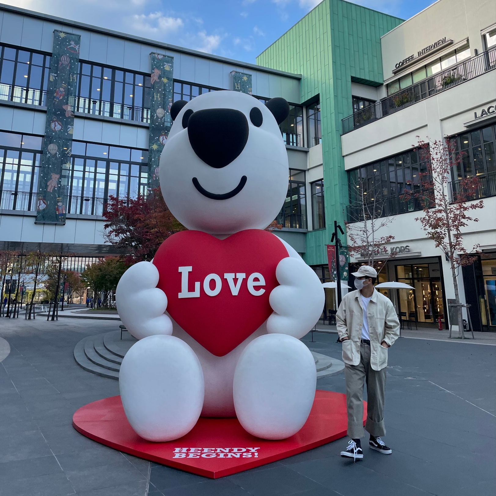 Vans Vault OG Sk8-Hi LX Black 착용 스타일