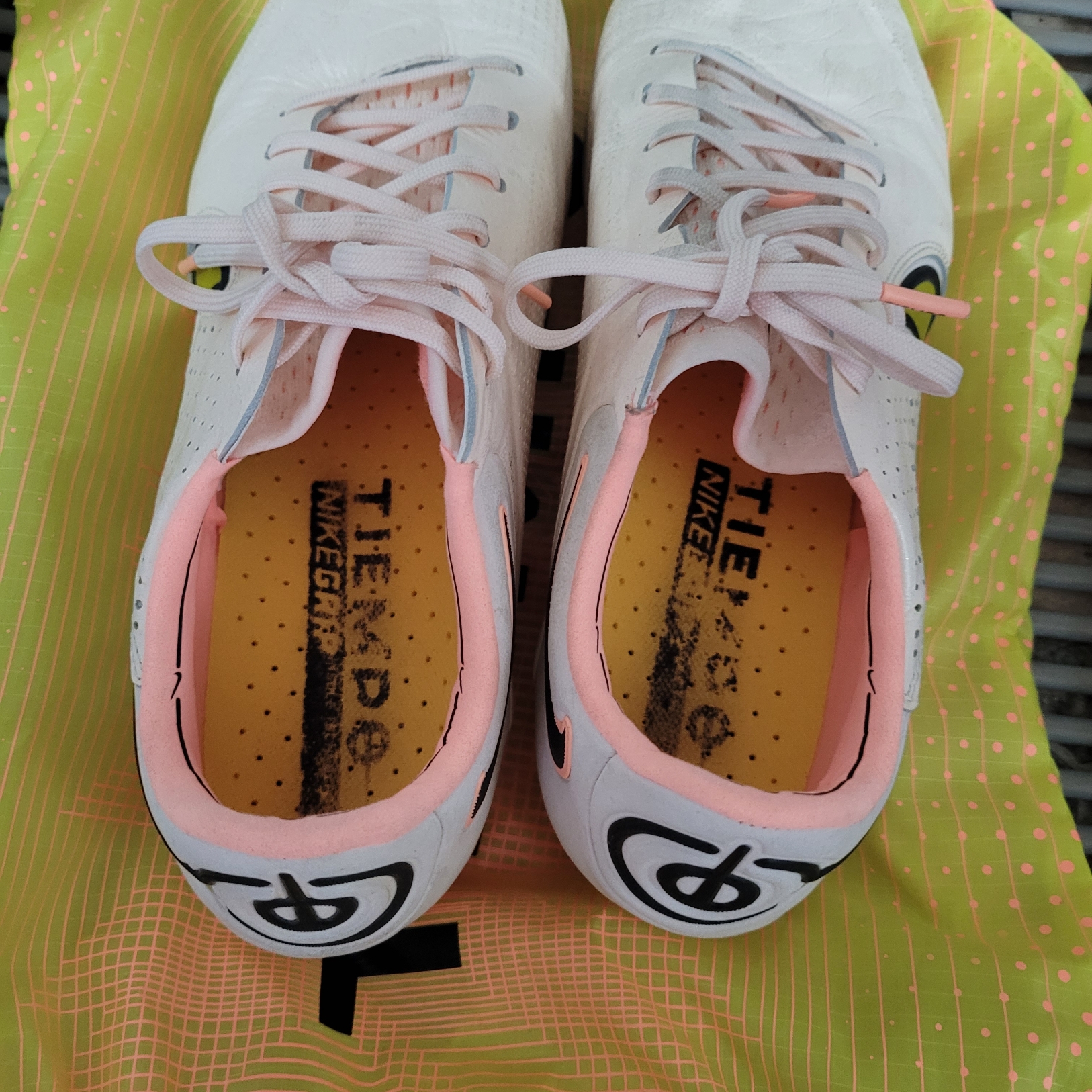 Nike Tiempo Legend 9 Elite AG Pro Guava Ice 착용 스타일 - 1