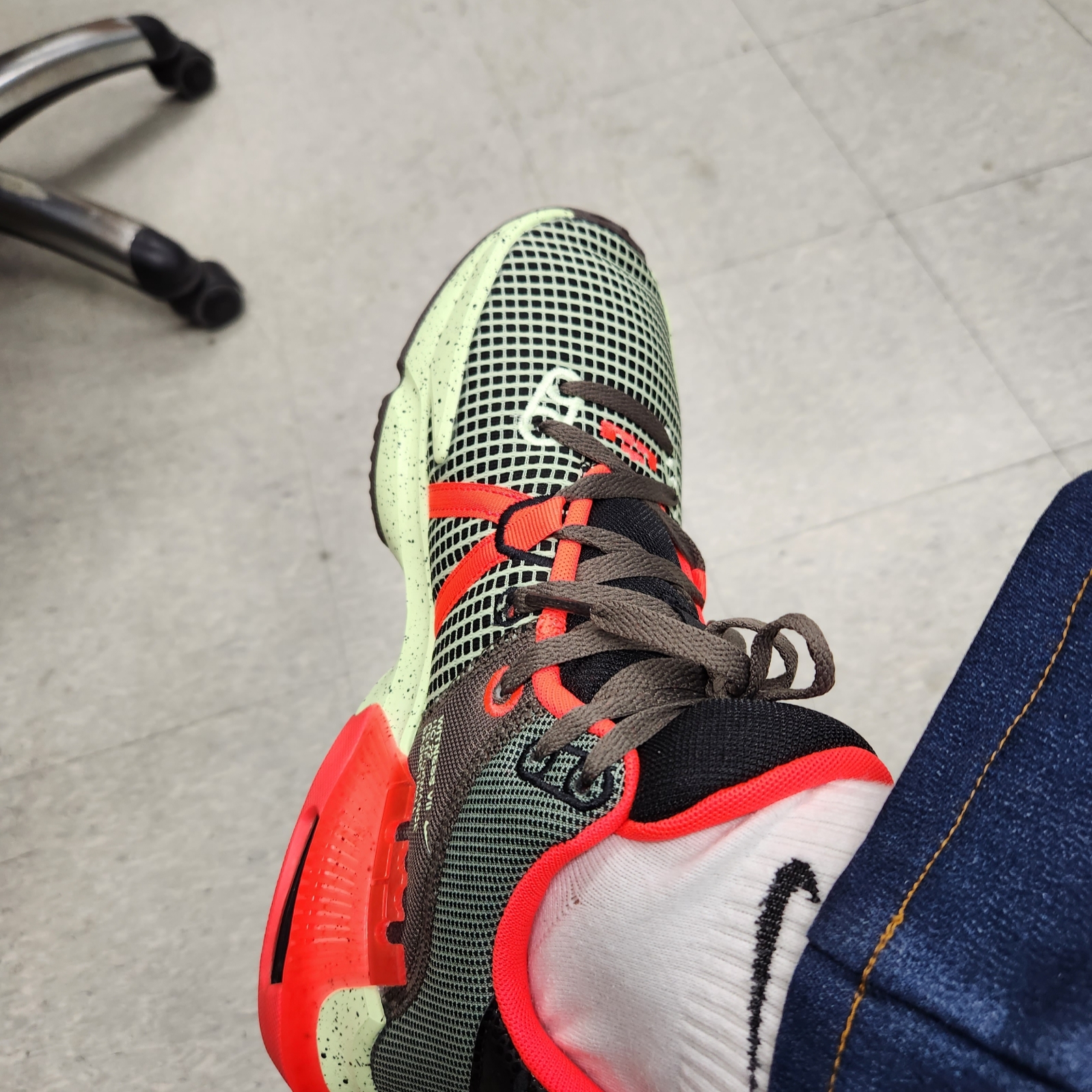 Nike LeBron Witness 7 EP Alligator 착용 스타일 - 2