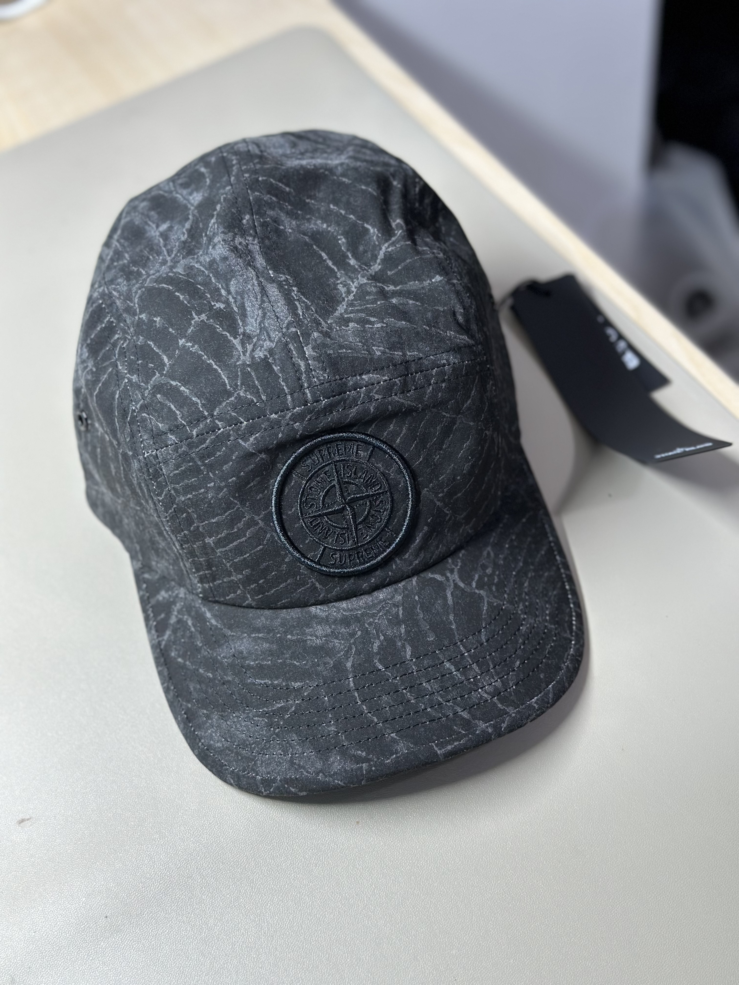Supreme x Stone Island Camp Cap Black - 23FW 착용 스타일 - 2
