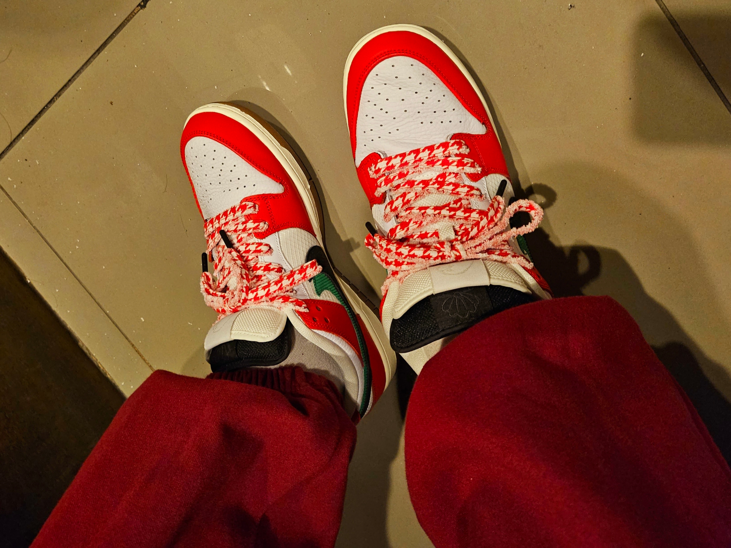 Nike x Frame Skate SB Dunk Low Pro Habibi 착용 스타일 - 1