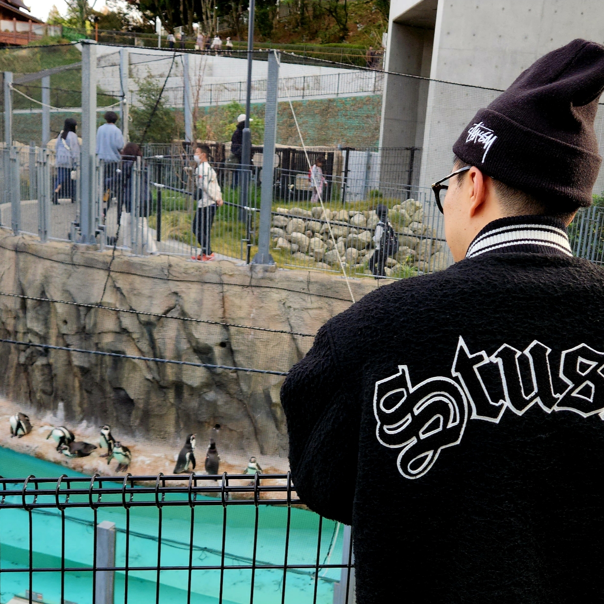 Stussy Casentino Wool Varsity Jacket Black, Nike x Stussy NRG Cuffed Beanie Black 착용 스타일 - 2