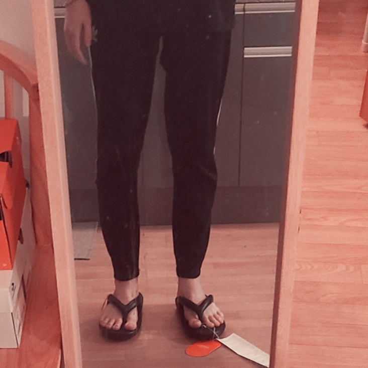 Taw&Toe Flip Flop Zerovity Bio Black 착용 스타일