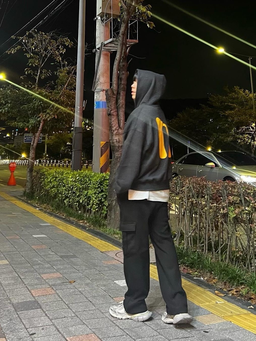 Netherworld Sporty Hoodie Smoke Gray 착용 스타일 - 1