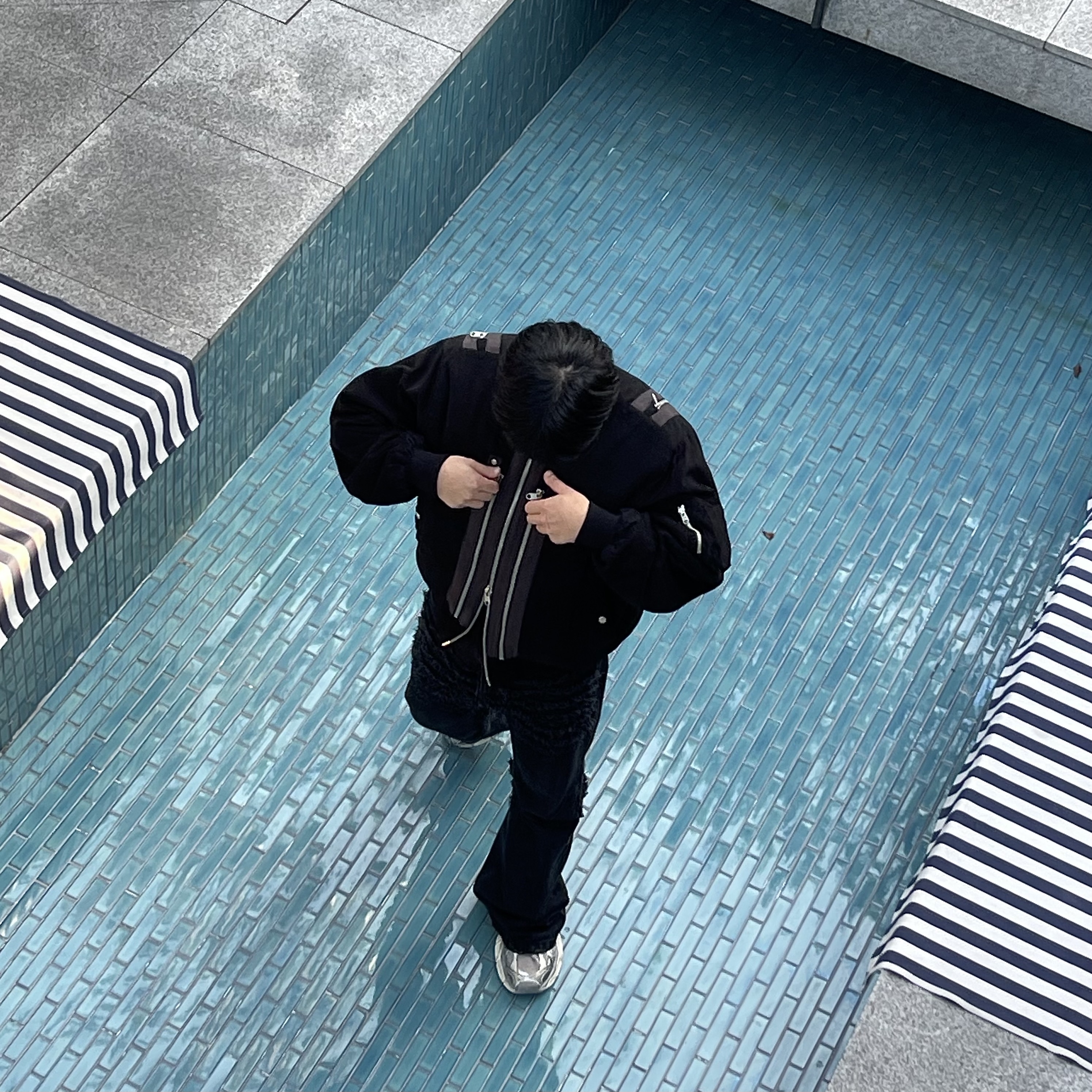 Undermycar Rumlow Back Zip Cotton Garment Bomber Dark Gull - 22FW, Balenciaga 3XL Sneakers Light Beige 착용 스타일 - 4