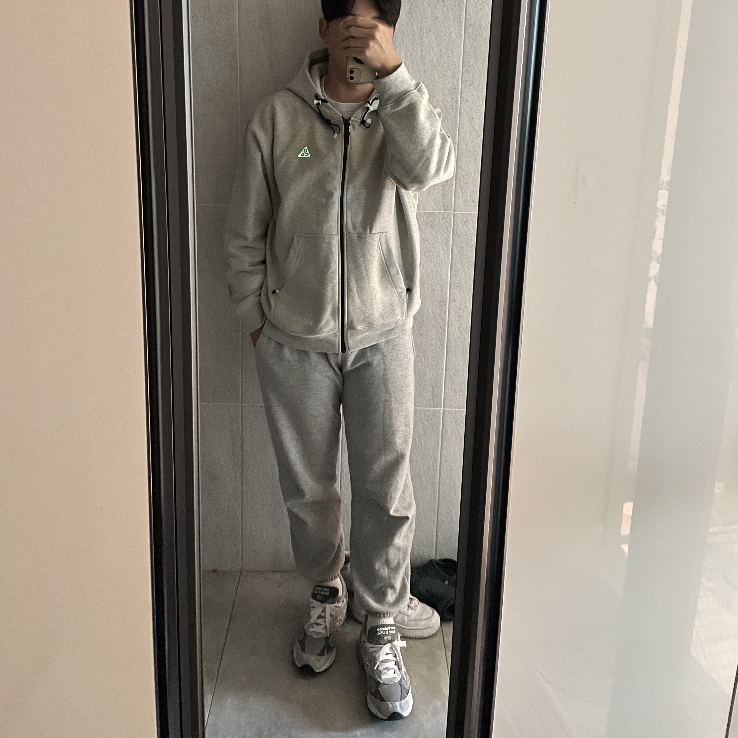 Nike ACG Therma-Fit Fleece Full Zip Hoodie Airora Grey Heather - Asia 착용 스타일