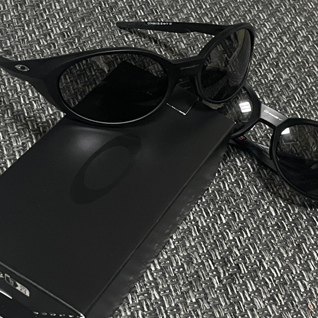 Oakley Eye Jacket Redux Matte Black Frame Prizm Grey Lenses High Bridge Fit 착용 스타일