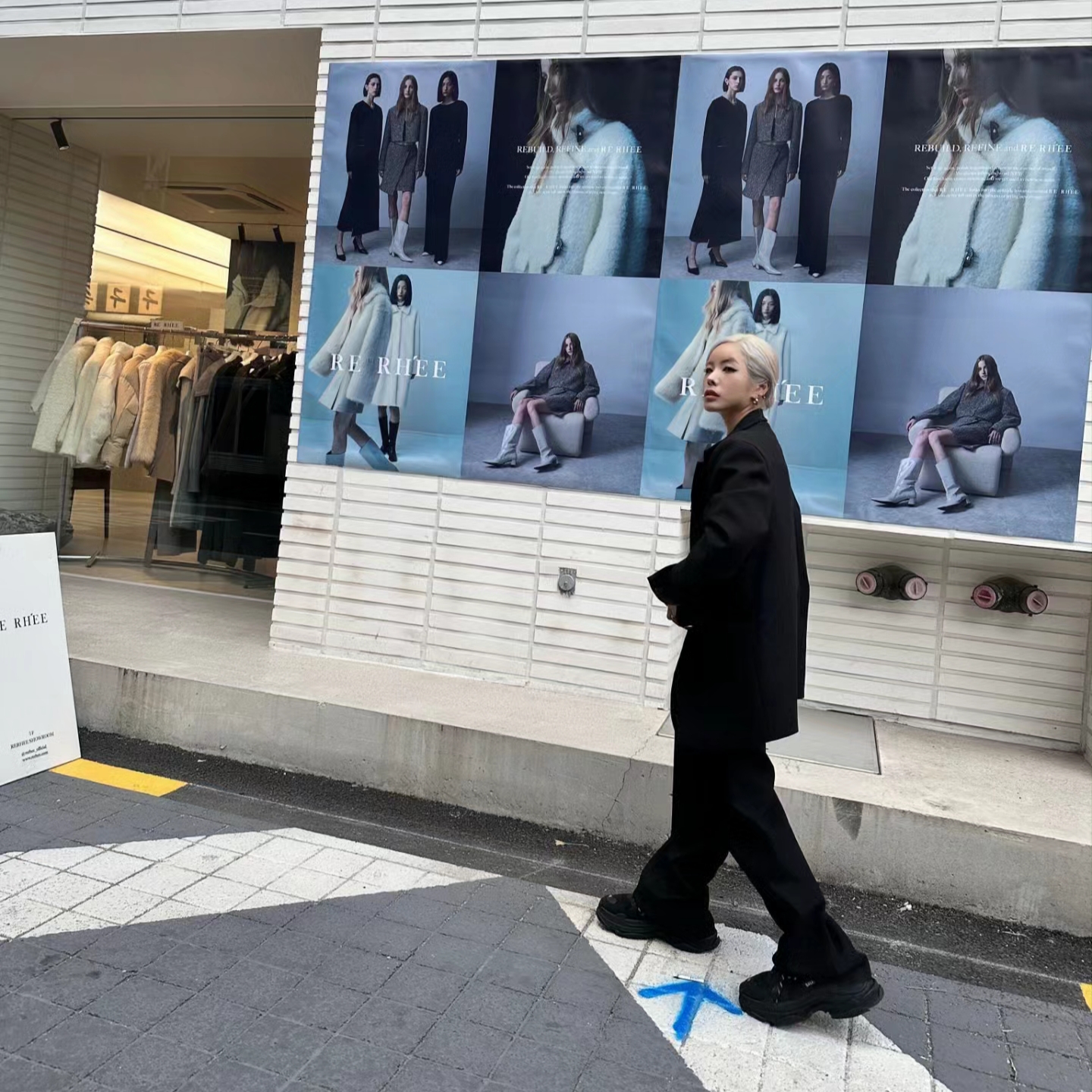 Balenciaga Triple S Black 착용 스타일 - 8