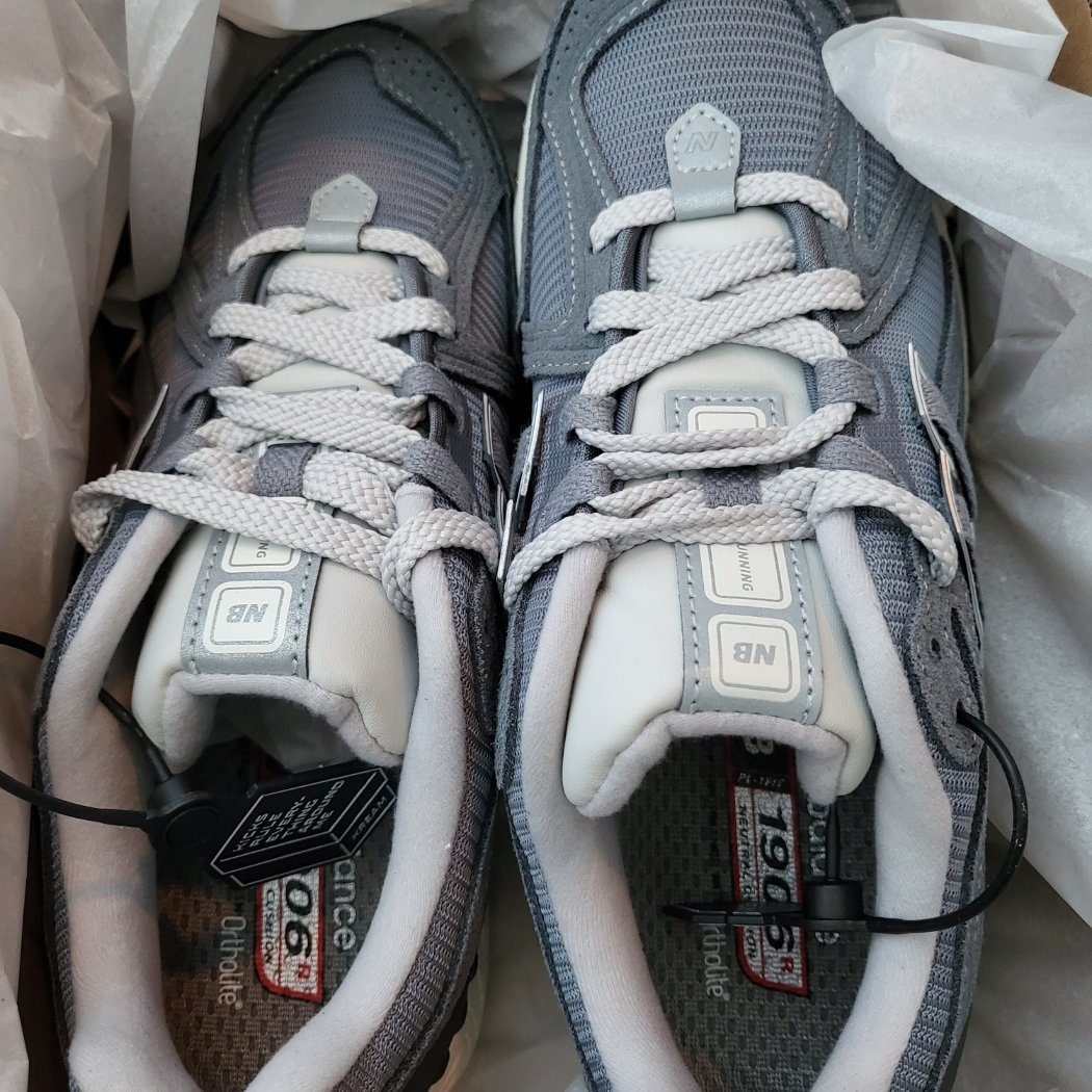 New Balance 1906R Titanium Grey Matter 착용 스타일 - 3