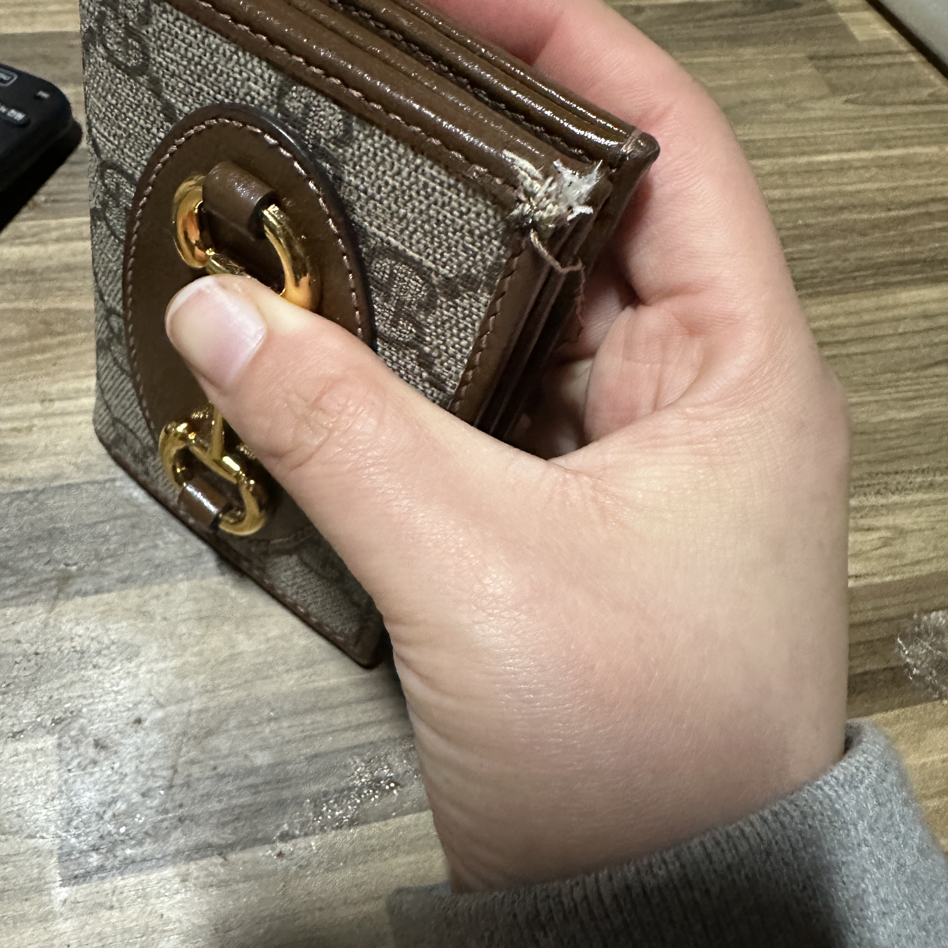 Gucci Horsebit 1955 Card Case Wallet Brown 착용 스타일 - 1
