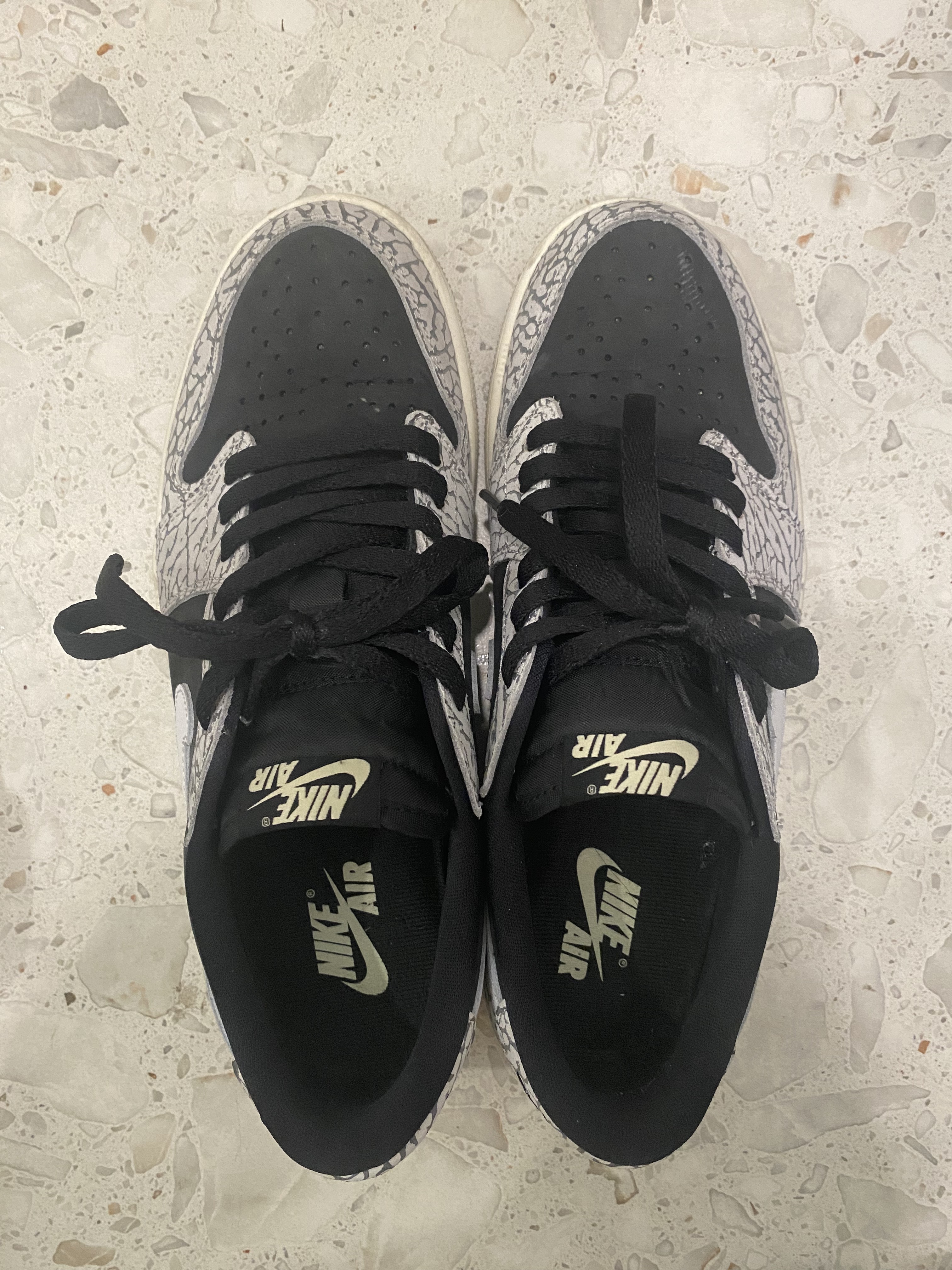 Jordan 1 Retro Low OG Black Cement 착용 스타일