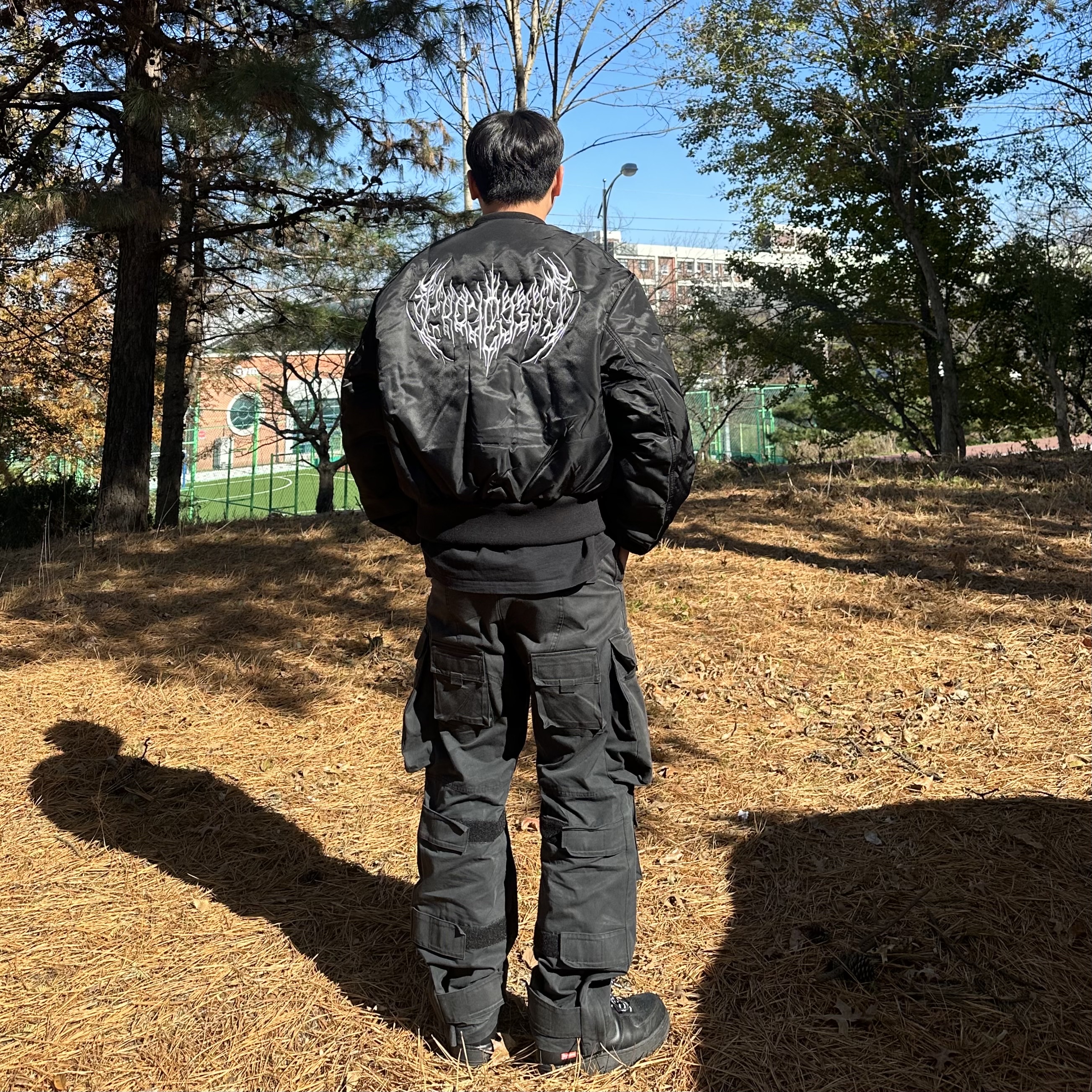Project G/R Metalic Bomber Jacket Black, Nike x Supreme Air Force 1 Low Black 착용 스타일 - 1