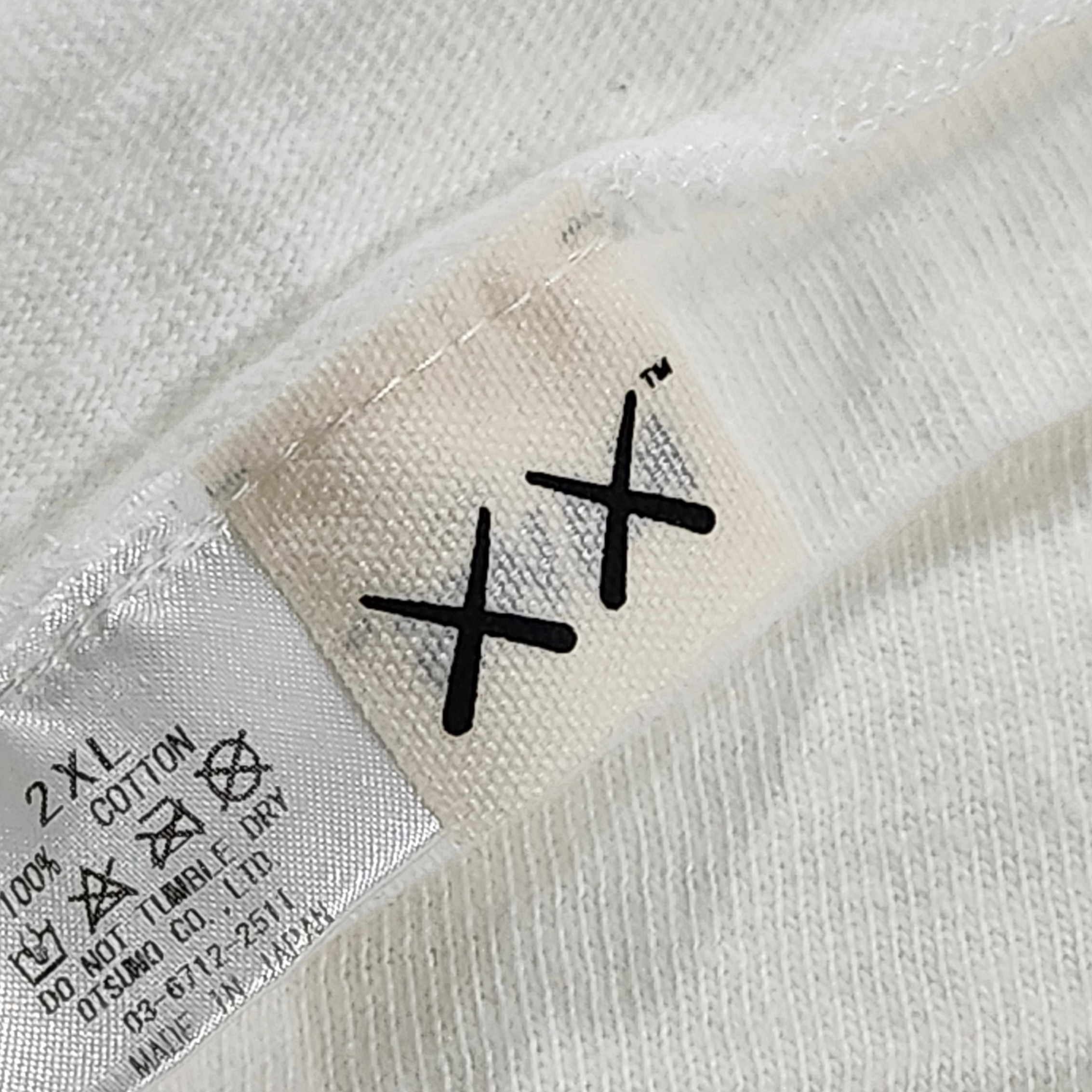 Human Made x Kaws Graphic T-Shirt #1 White 착용 스타일 - 3