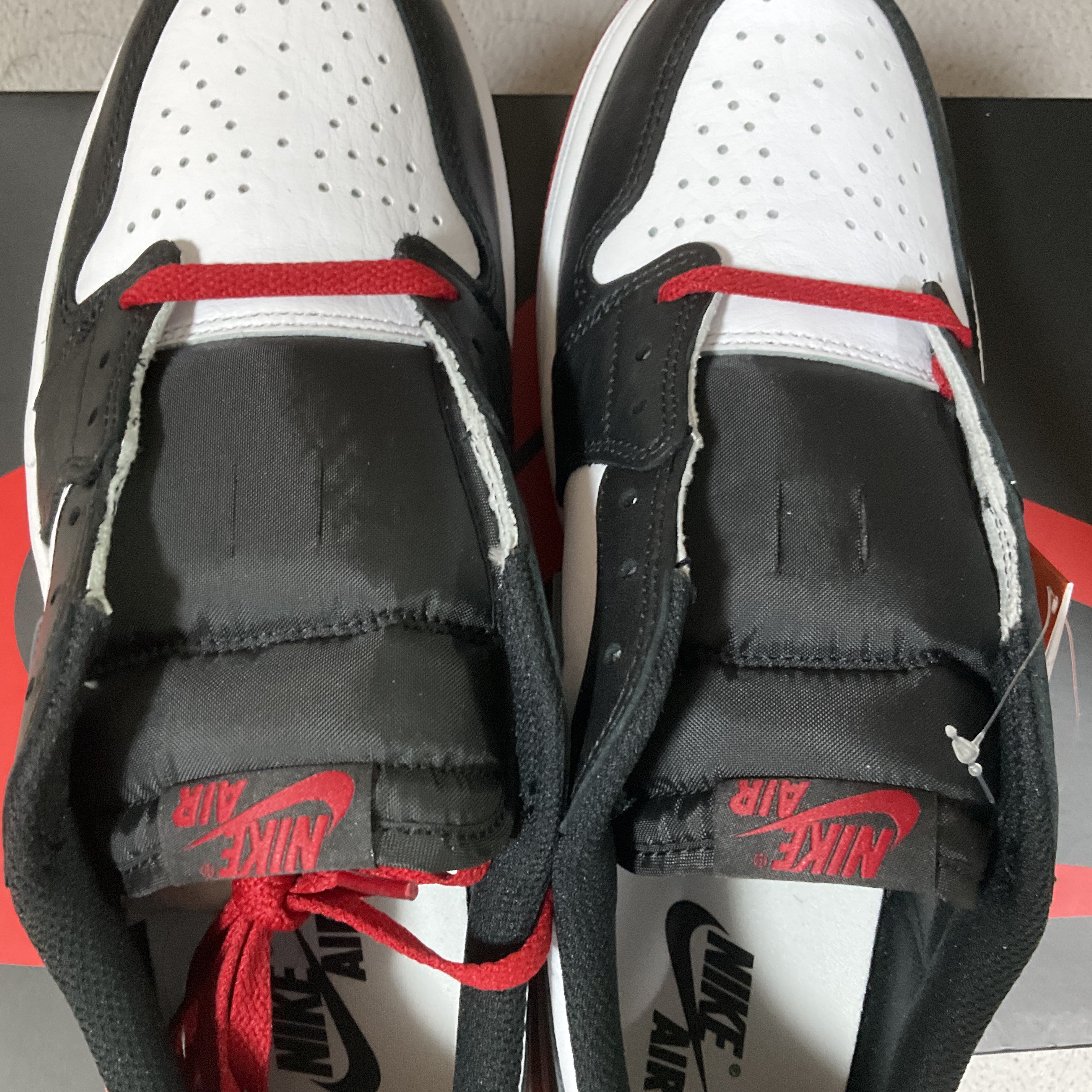 Jordan 1 Retro Low OG Black Toe 착용 스타일