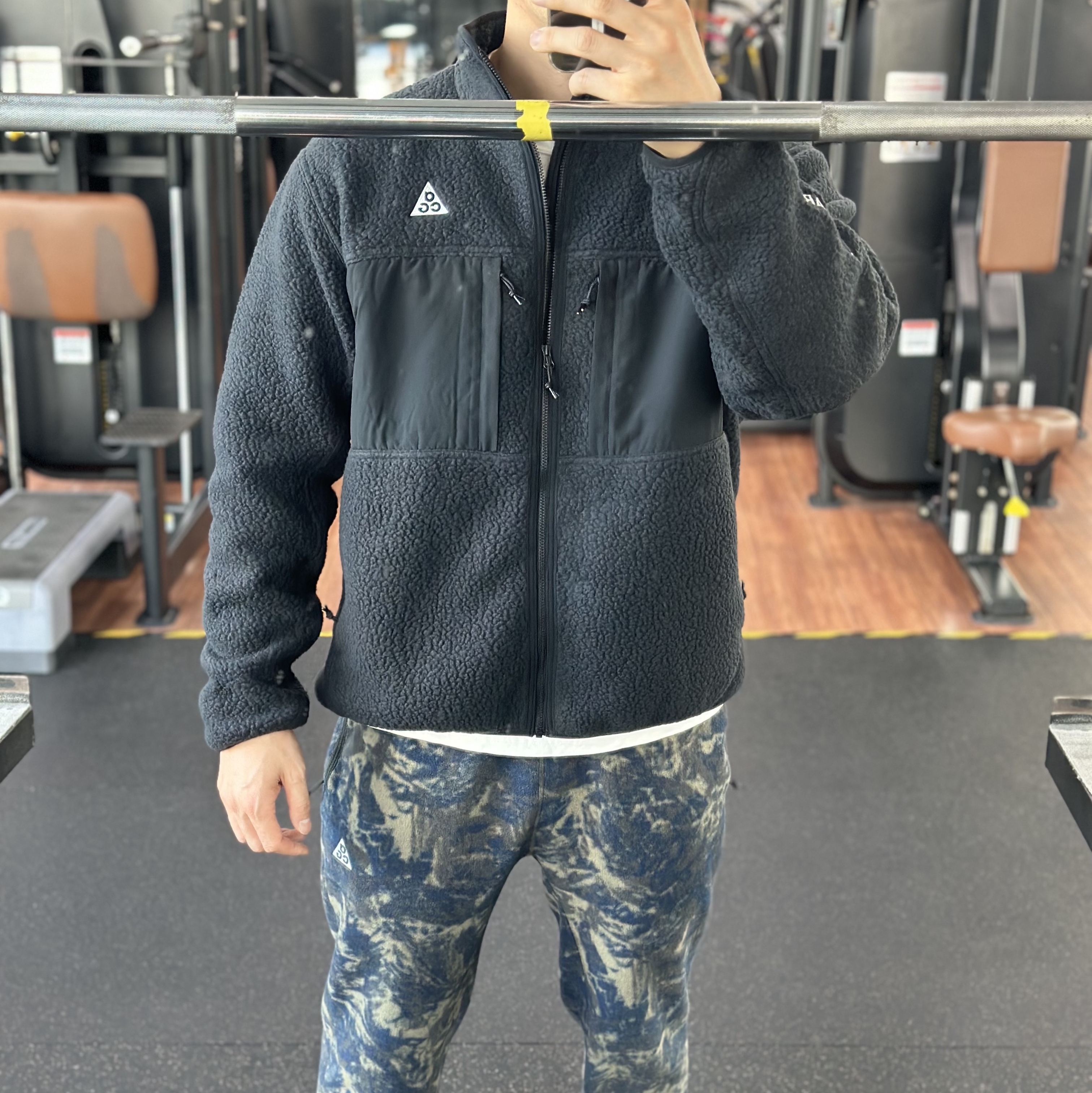 Nike ACG Arctic Wolf Full Zip Top Black Anthracite - Asia, Nike NRG ACG Therma-Fit Wolf Tree Pants Thunder Blue Dark Smoke Grey - US/EU 착용 스타일 - 2