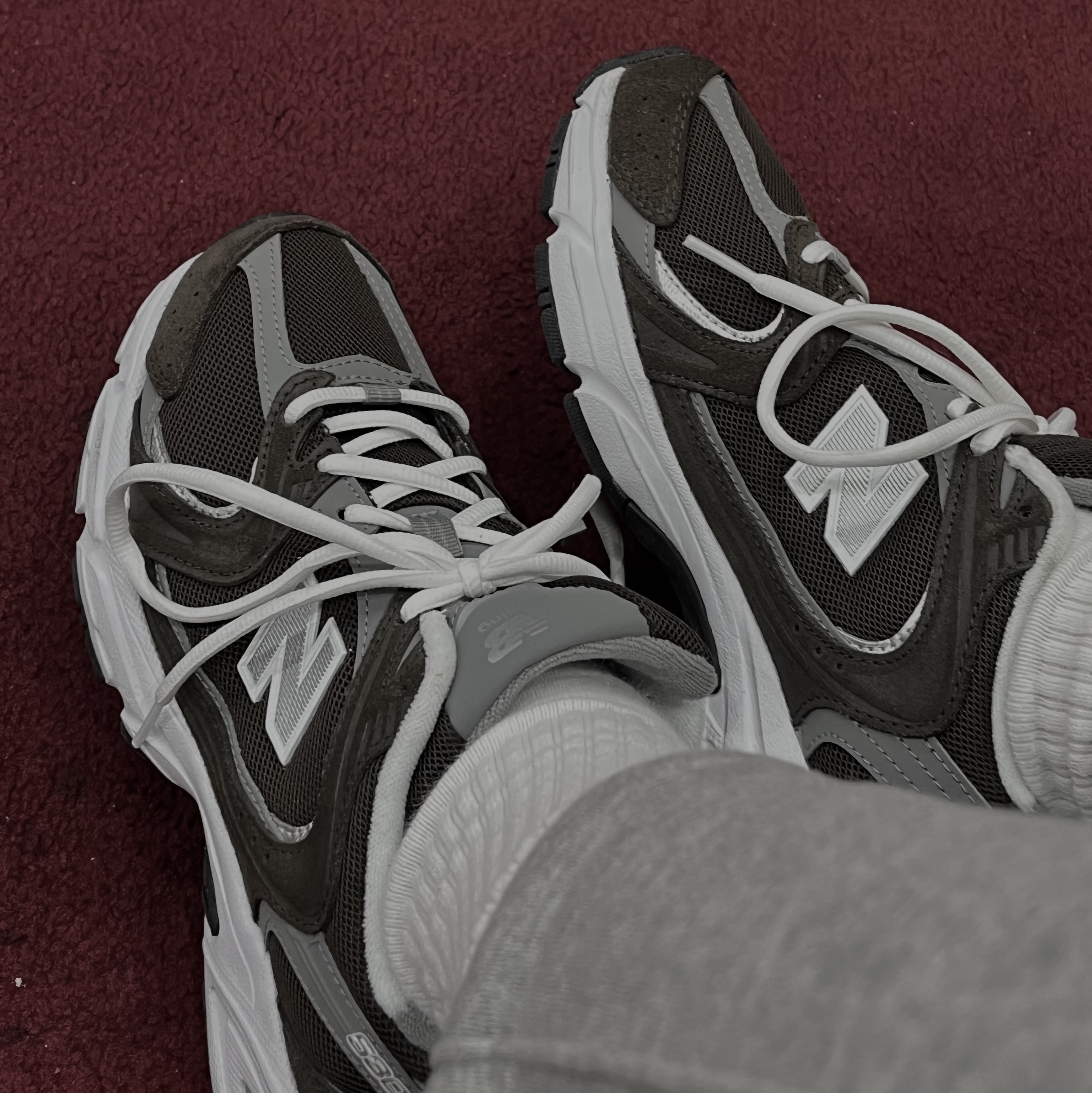 New Balance 530 Rich Earth 착용 스타일 - 3