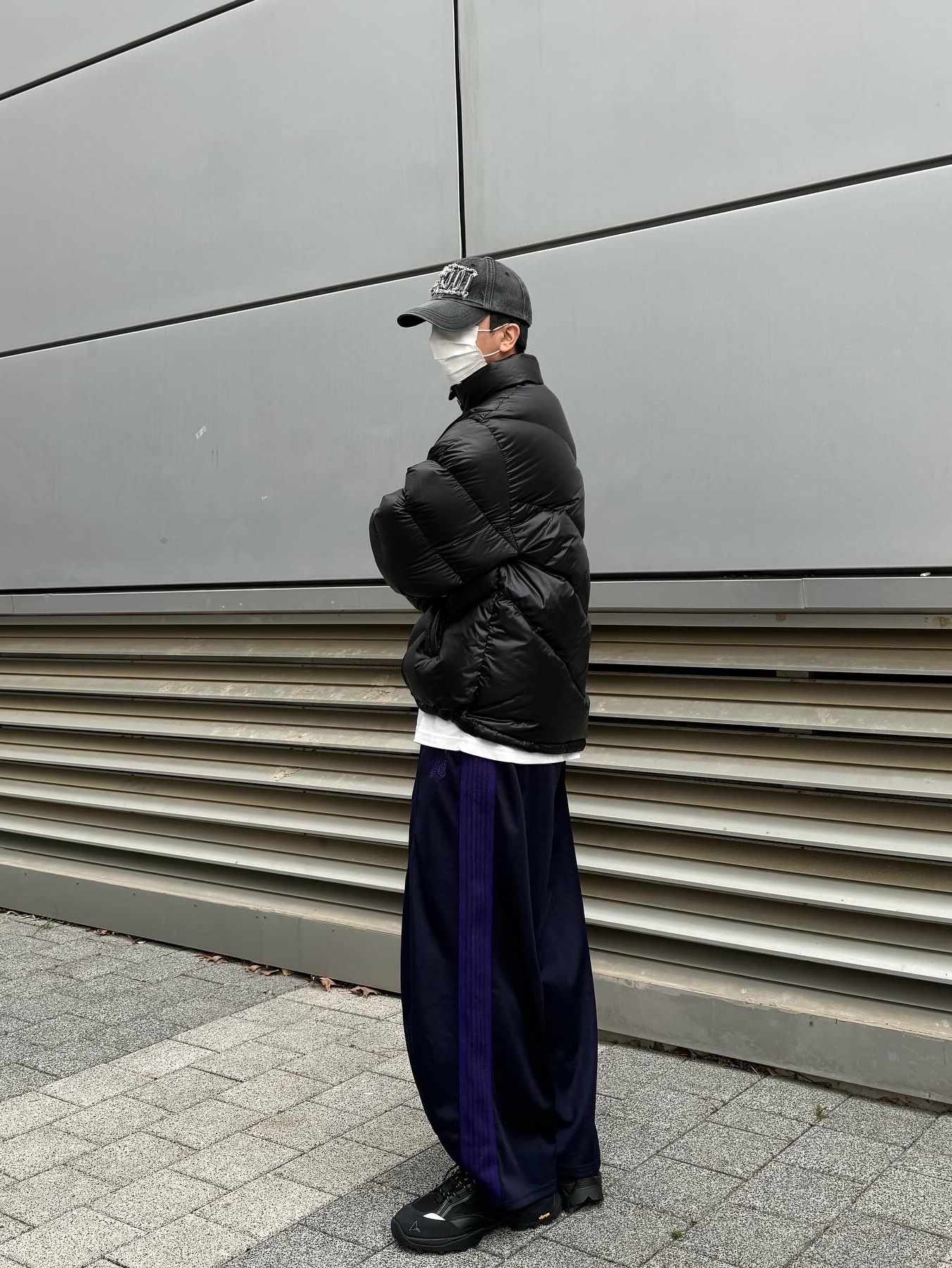 Roa Hiking Lhakpa Black, Needles H.D. Track Pants Poly Smooth Navy 착용 스타일