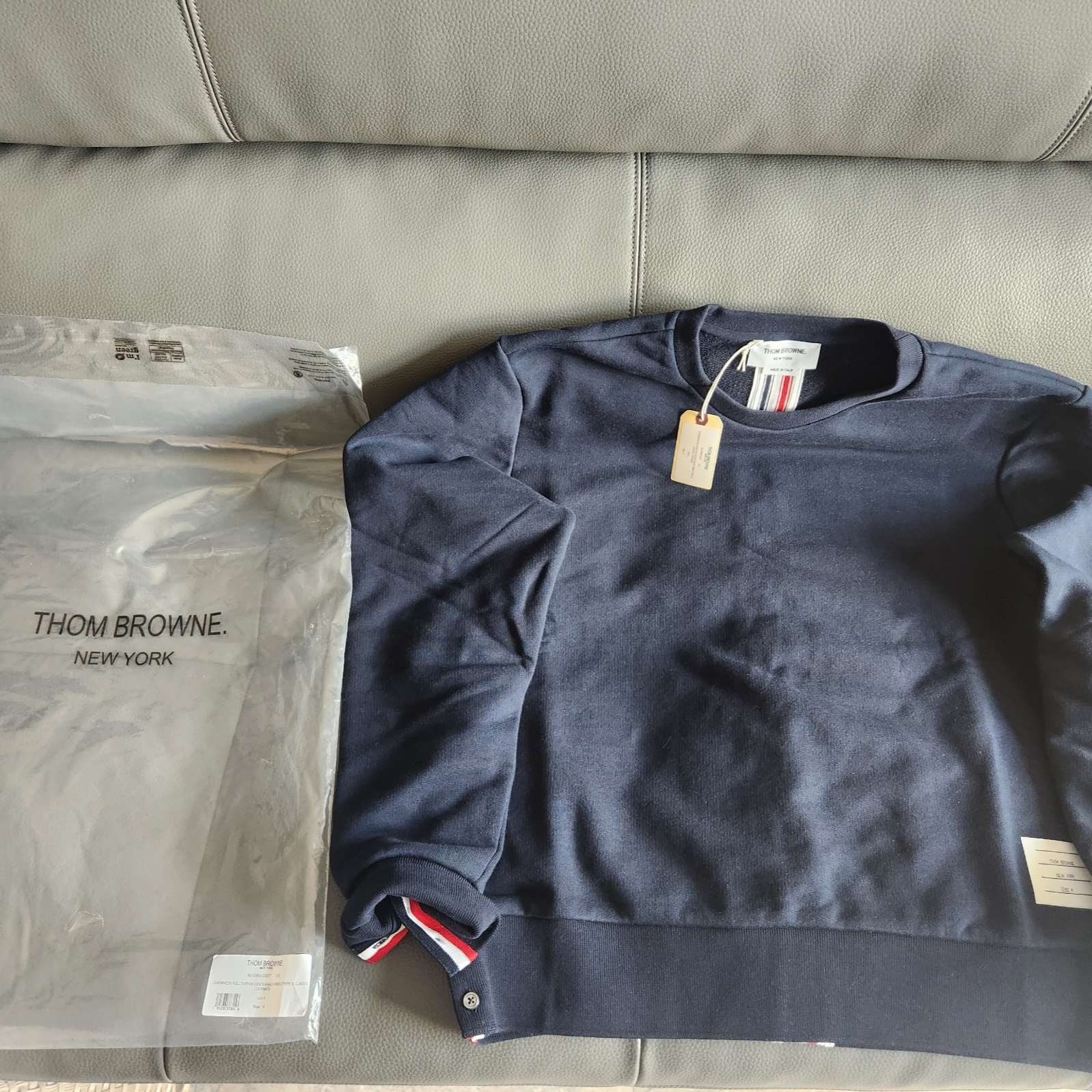 Thom Browne Loopback Center Back Stripe Crewneck Pullover Knit Navy 착용 스타일