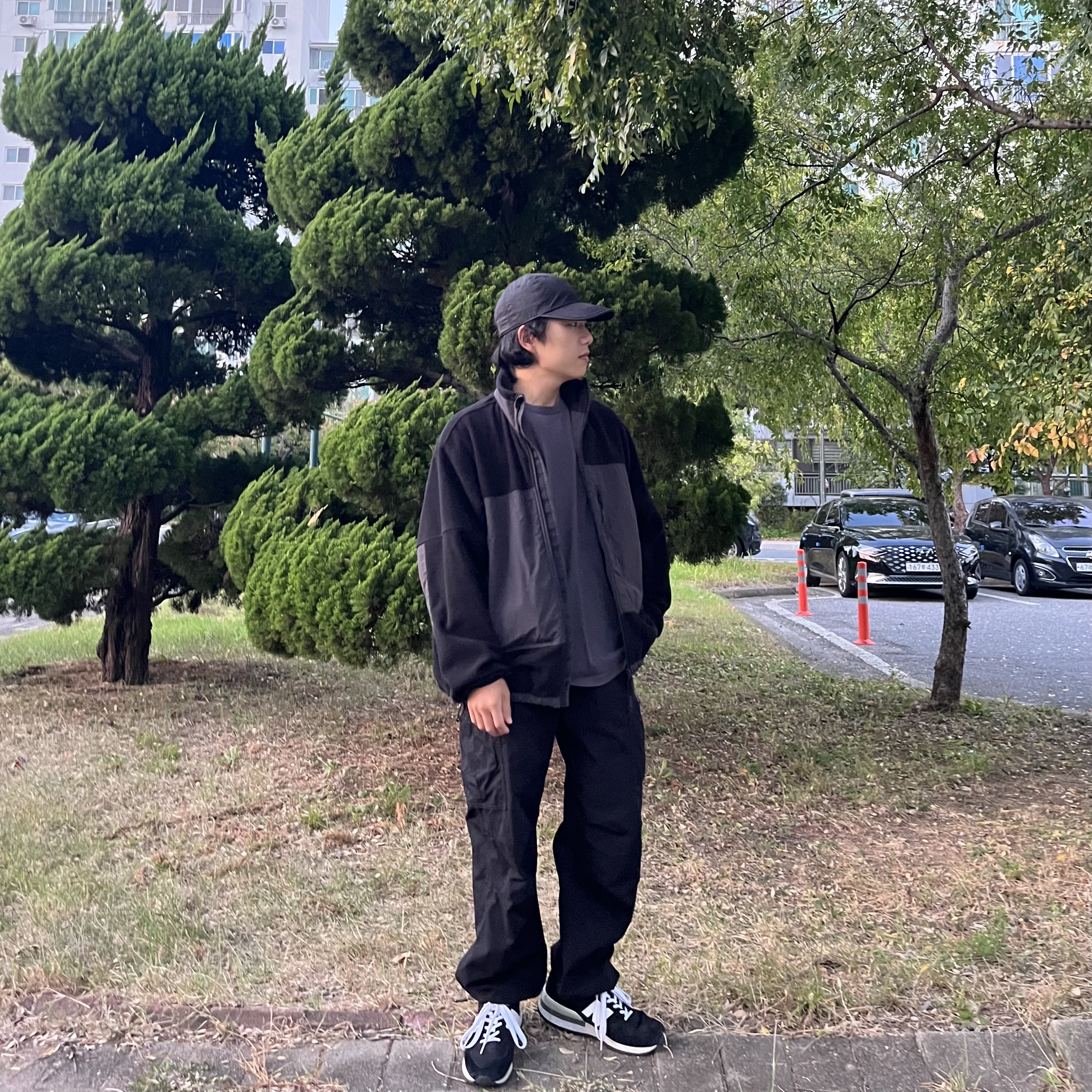 New Balance 990v1 Made in USA Black 착용 스타일