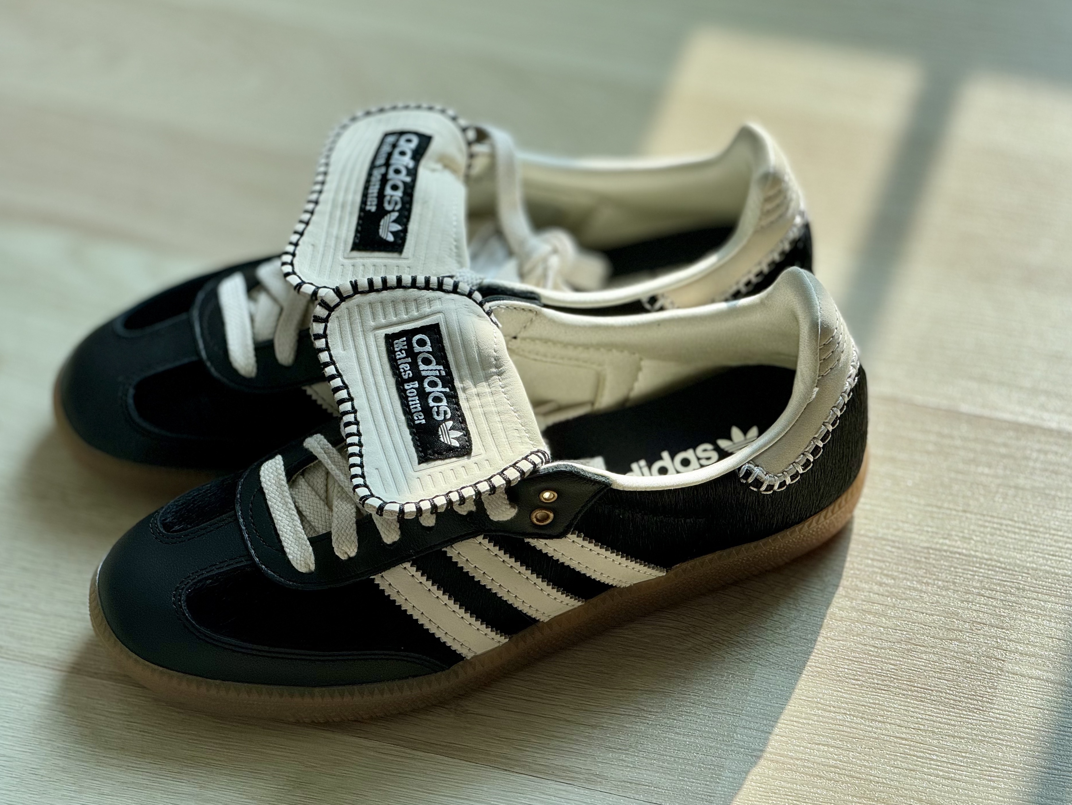 Adidas x Wales Bonner Pony Tonal Samba Core Black Cream White 착용 스타일